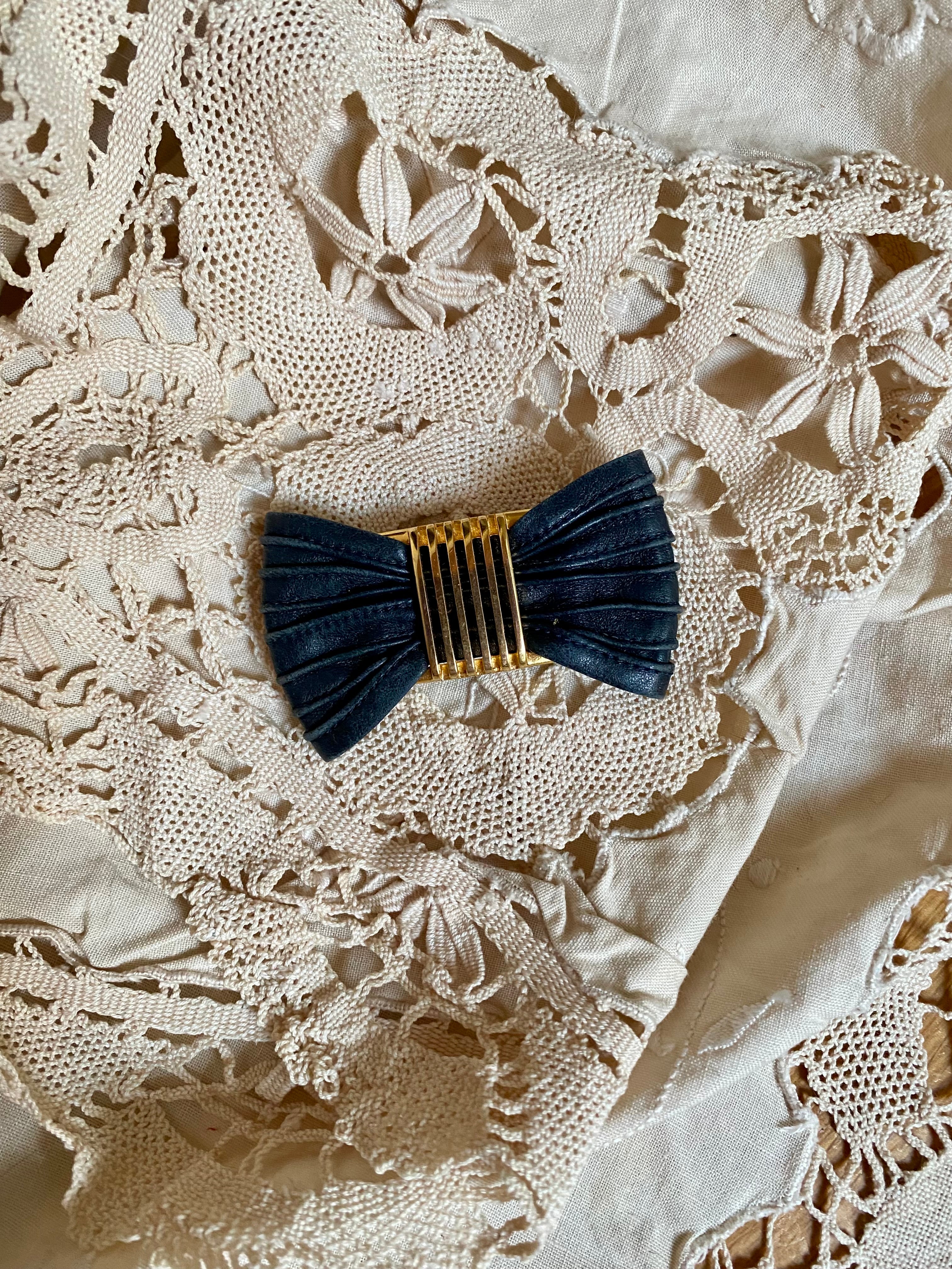 Fiocco orecchino singolo