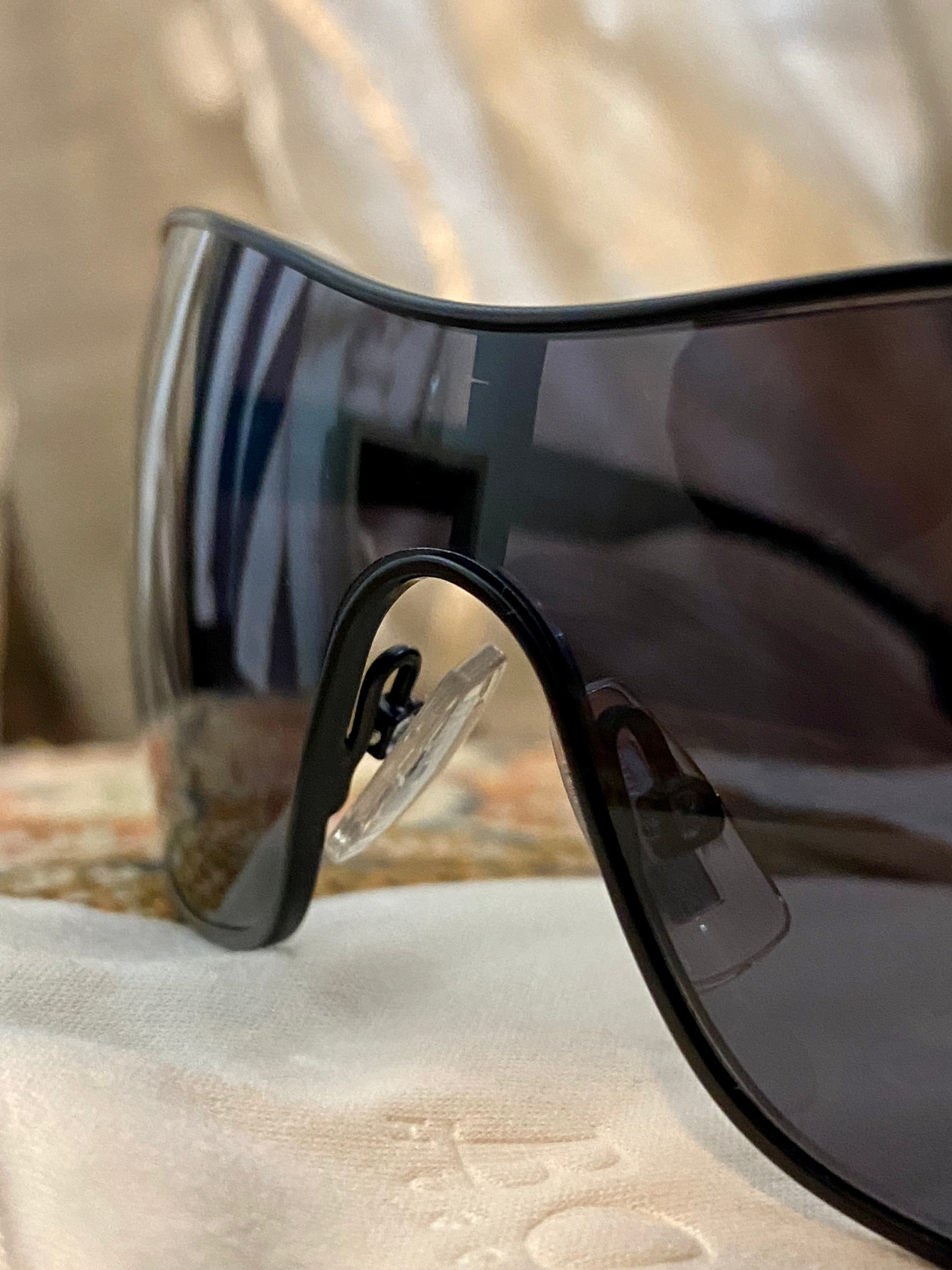 Hugo Boss a mascherina