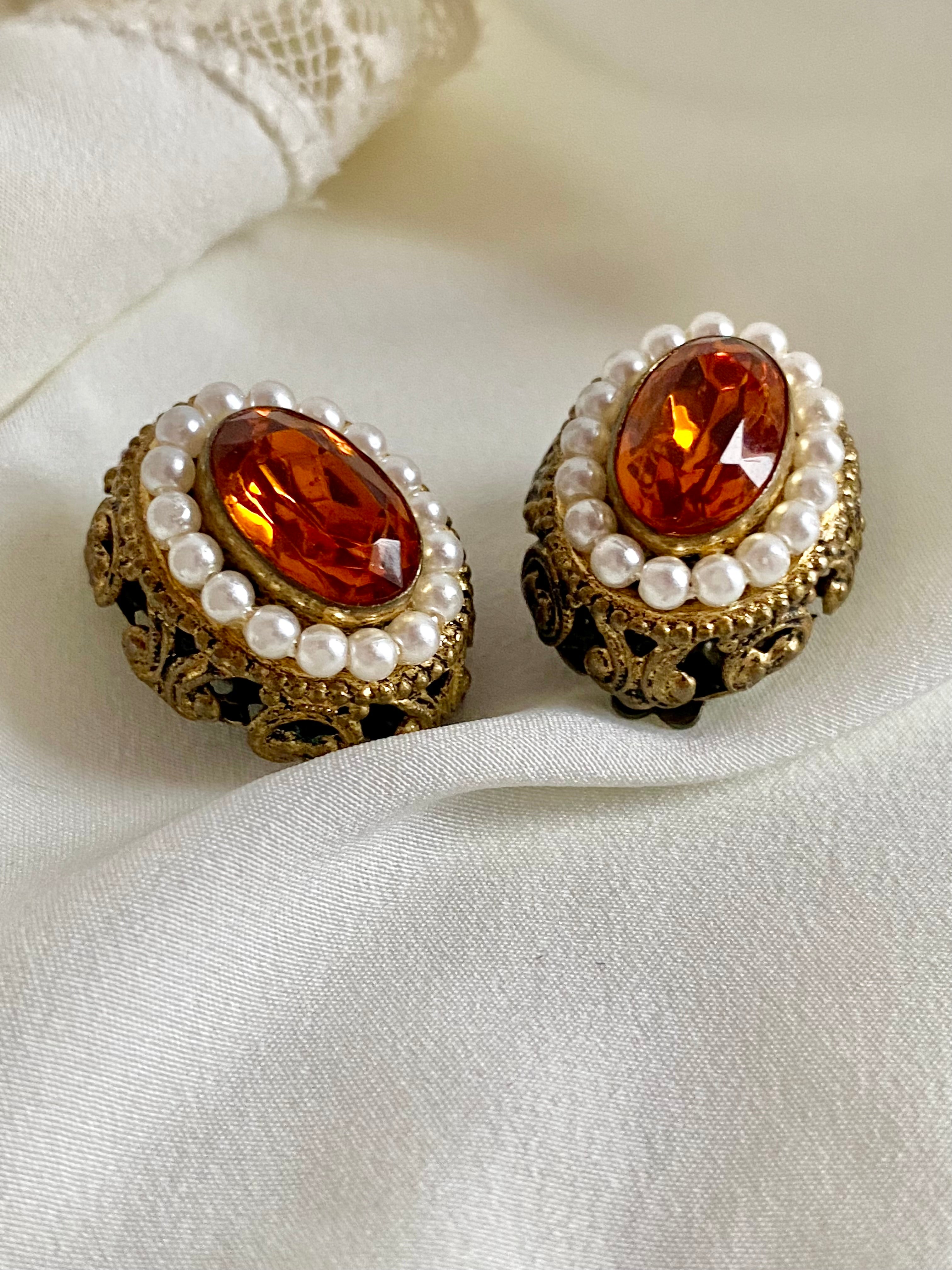 Orecchini a bottone Vittoriani