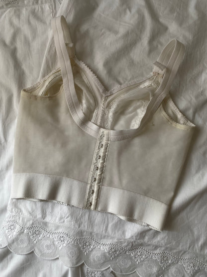 Bullet bra ‘50s