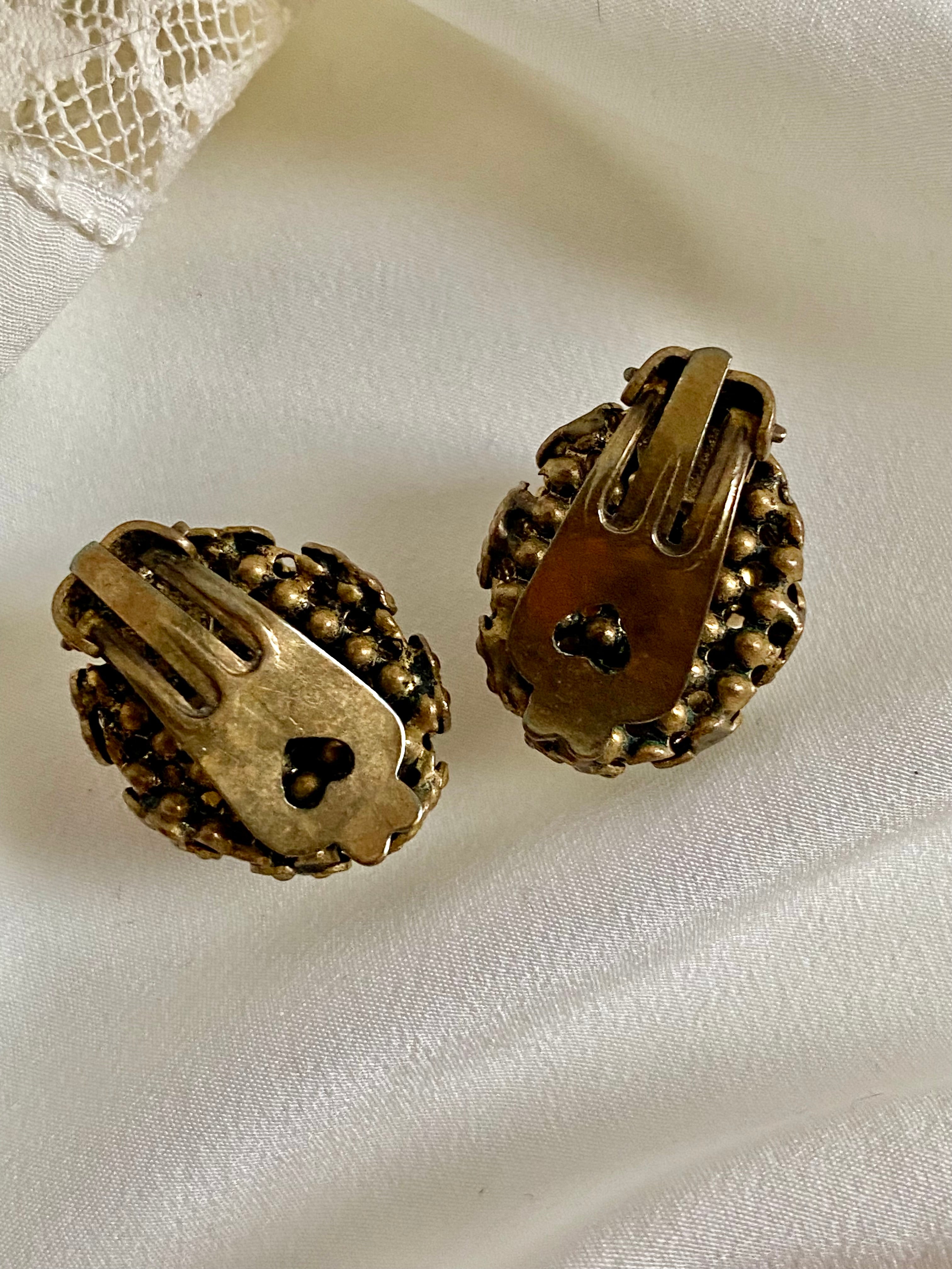 Orecchini a bottone Vittoriani