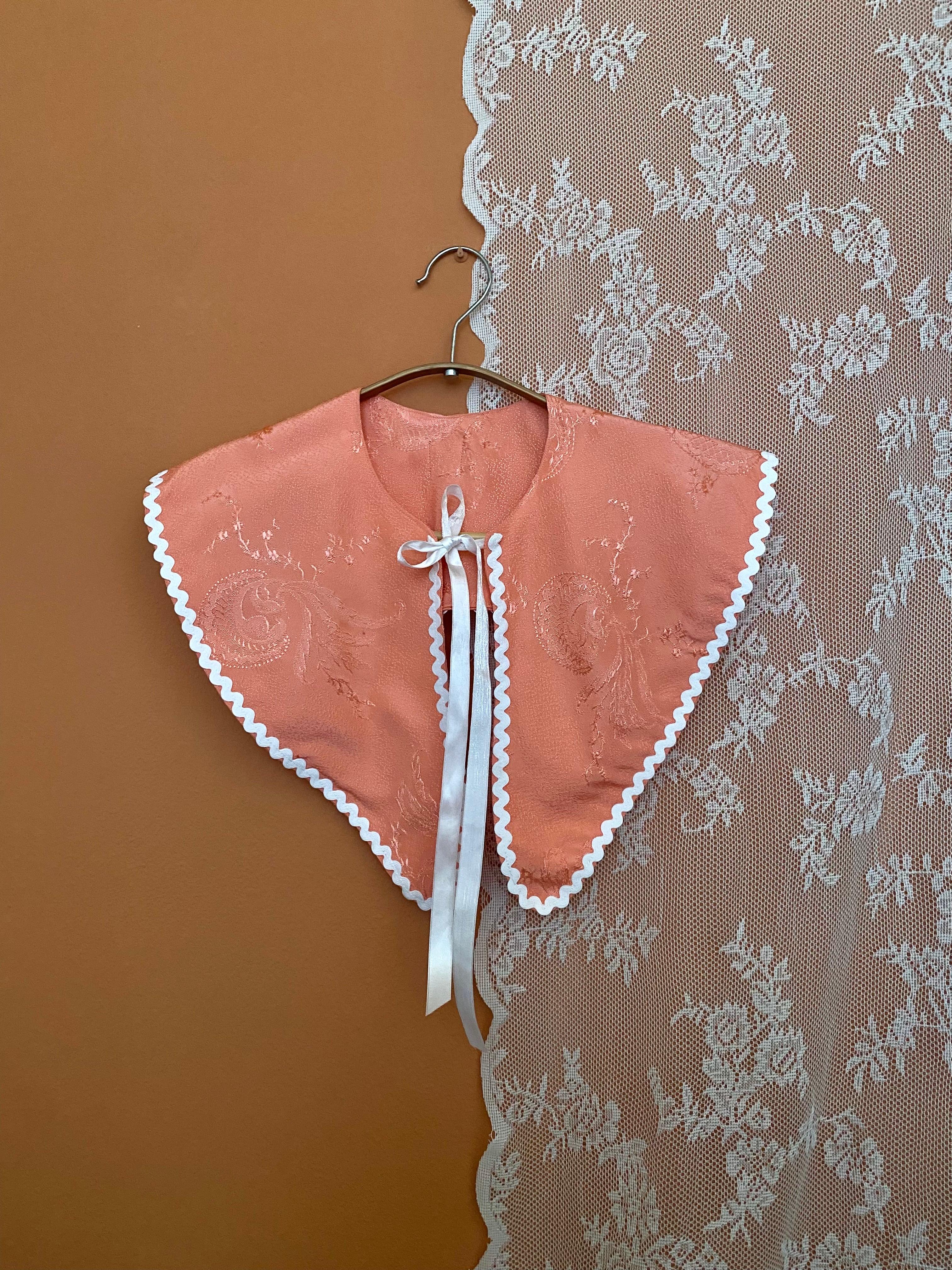 Collier marinara saumon maxi pointu