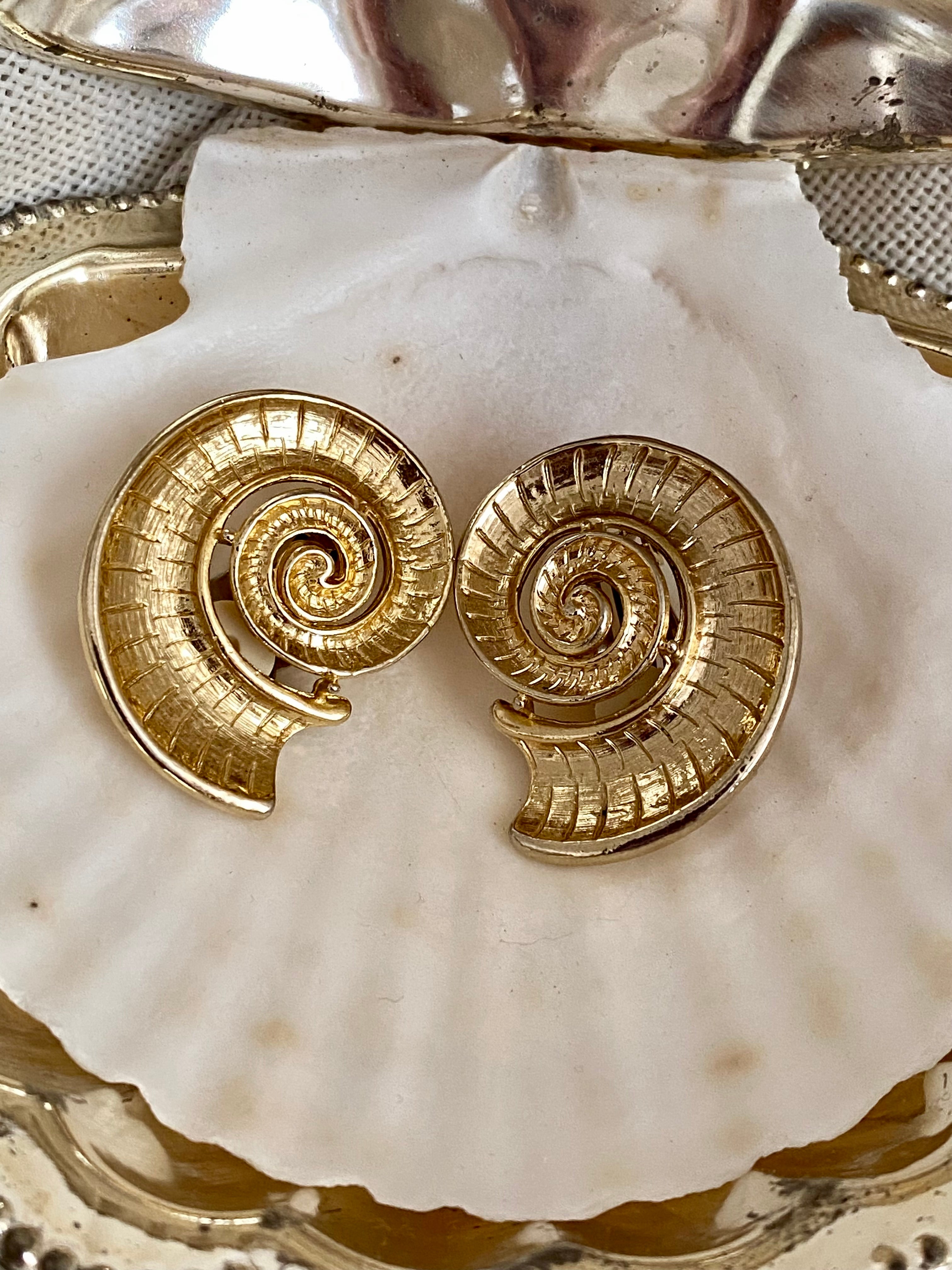 Ammonite orecchini a clip a conchiglia