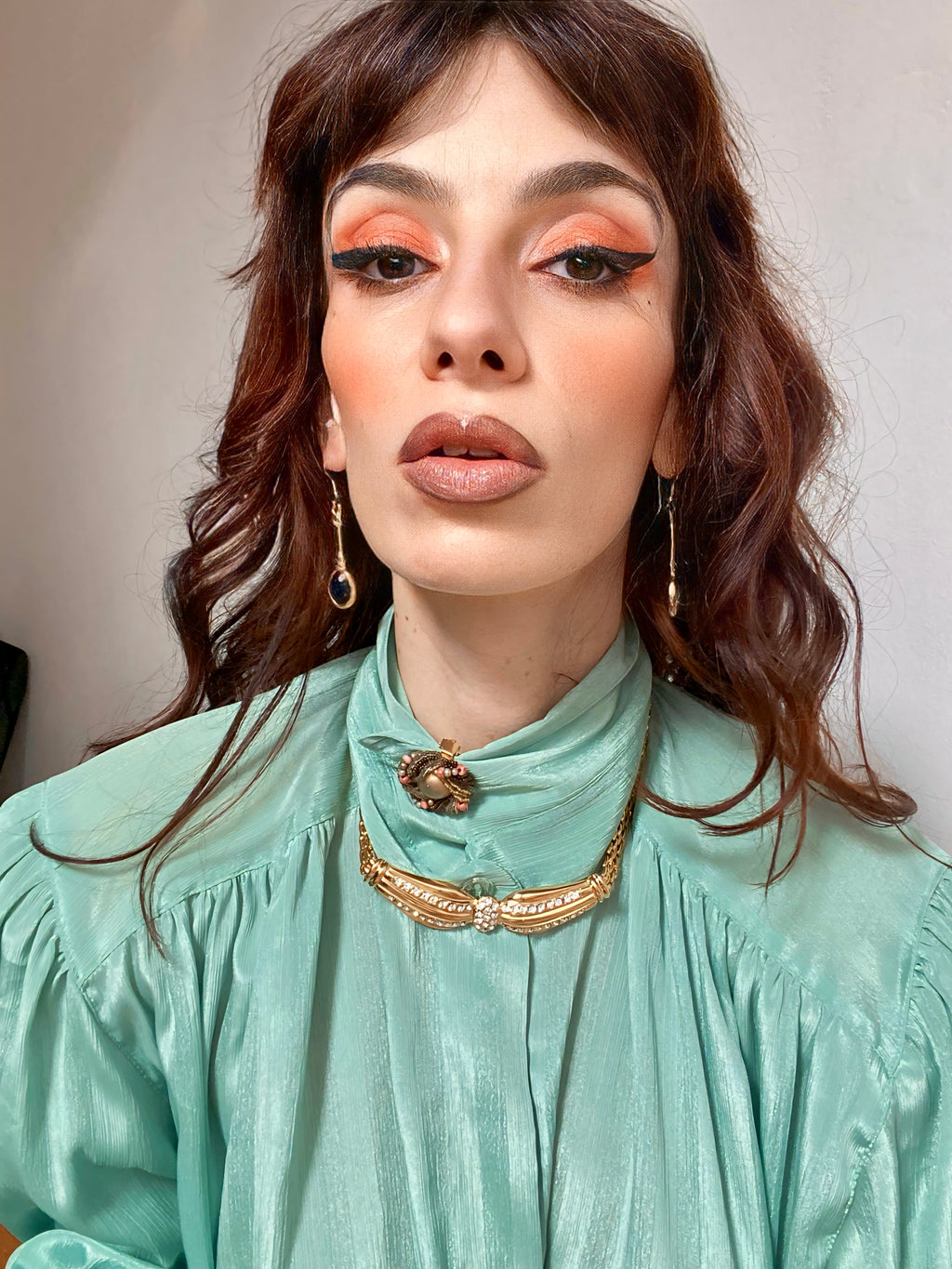 Collana girocollo fiocco