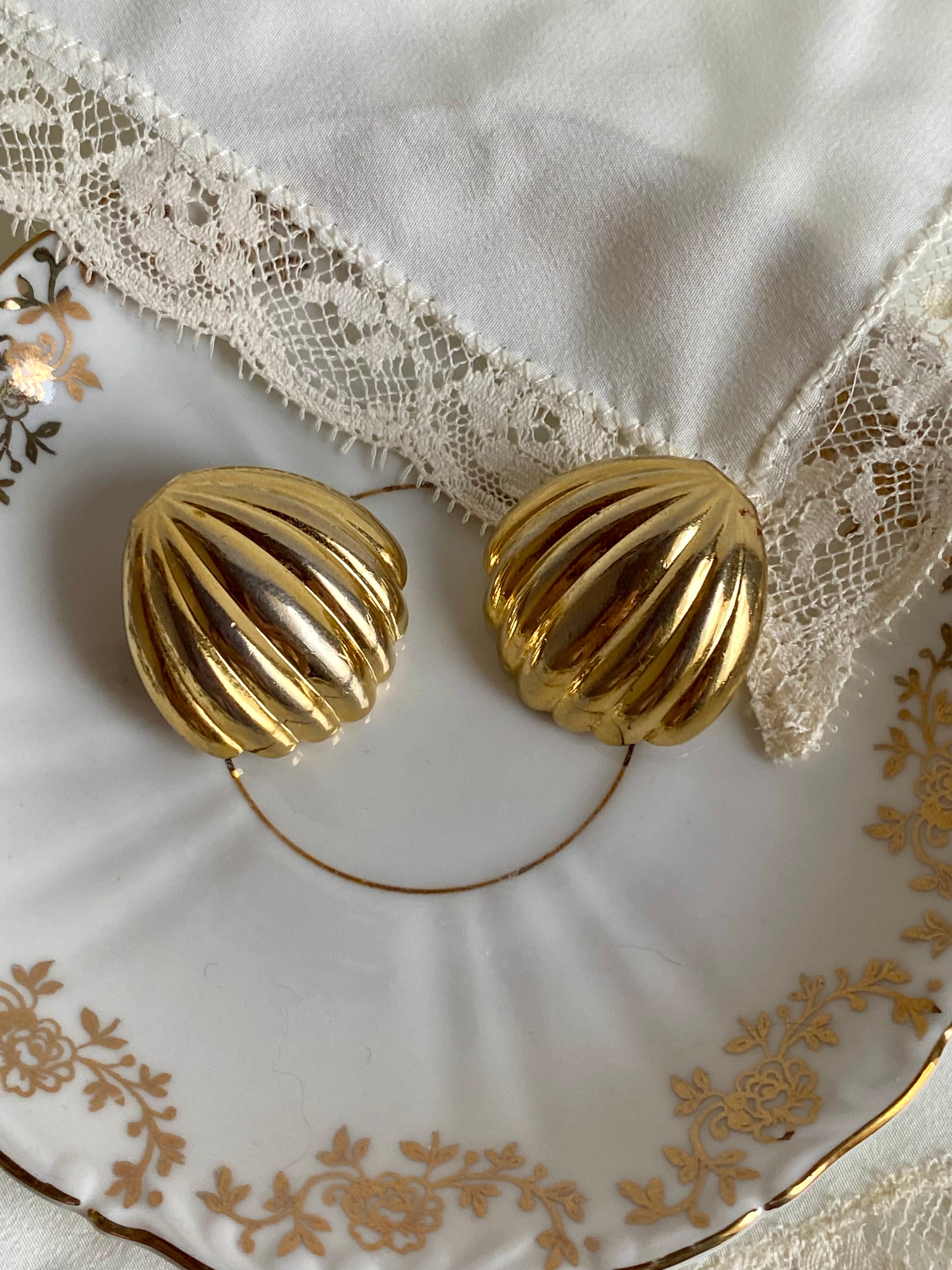 Boucles d'oreilles clip coquillage Malfi