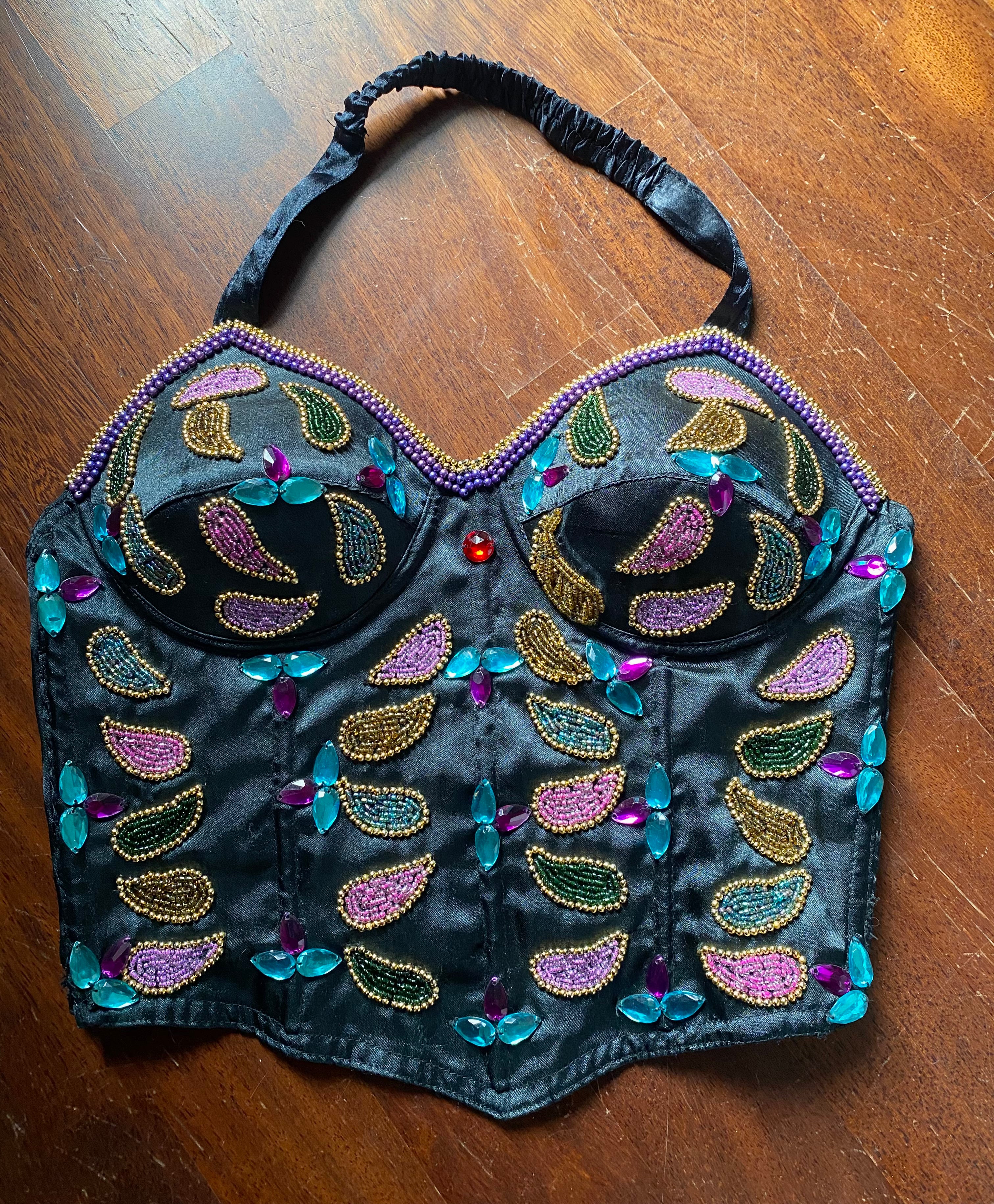 Corset balle avec pierres