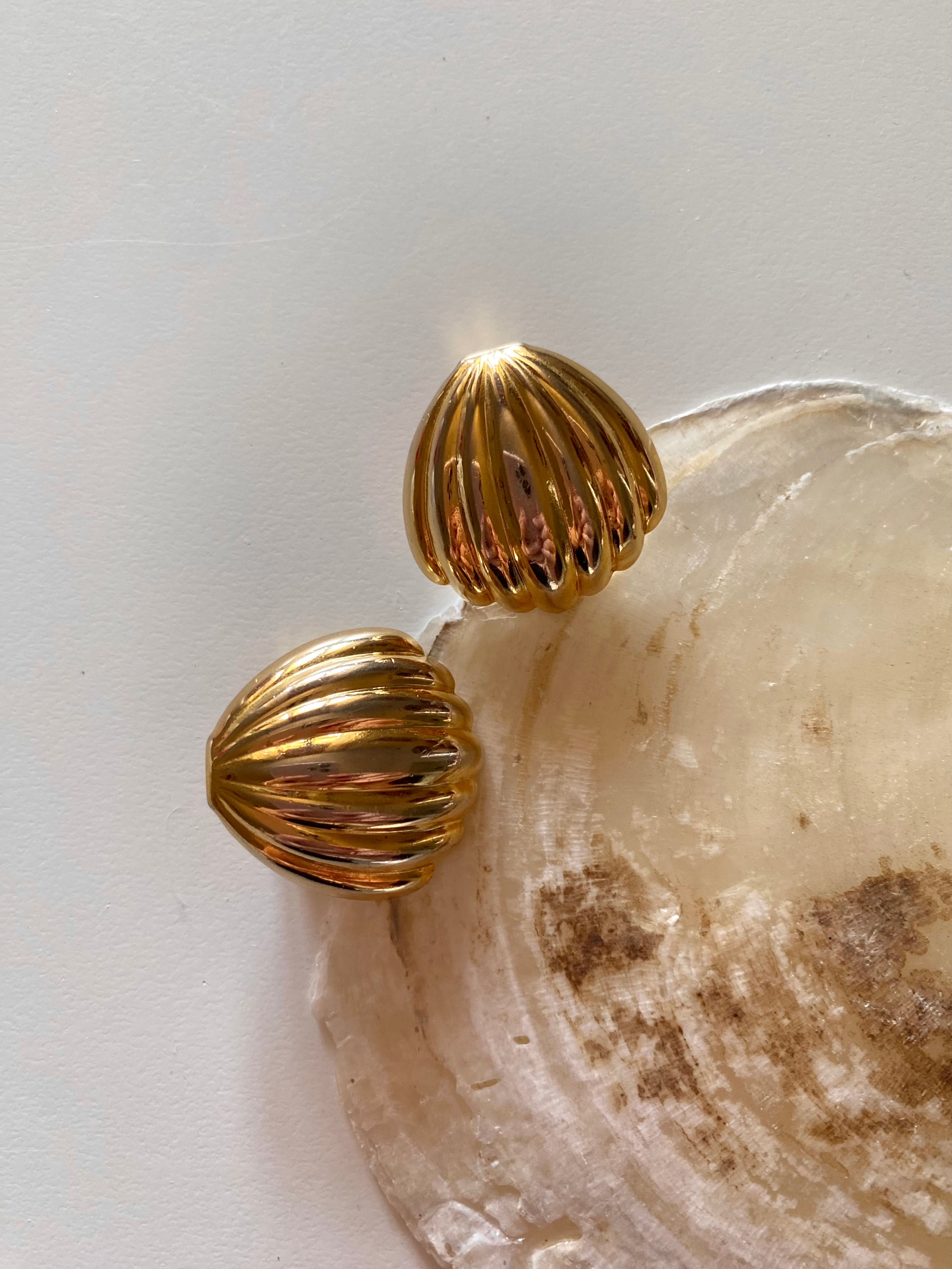 Boucles d'oreilles clip coquillage Malfi