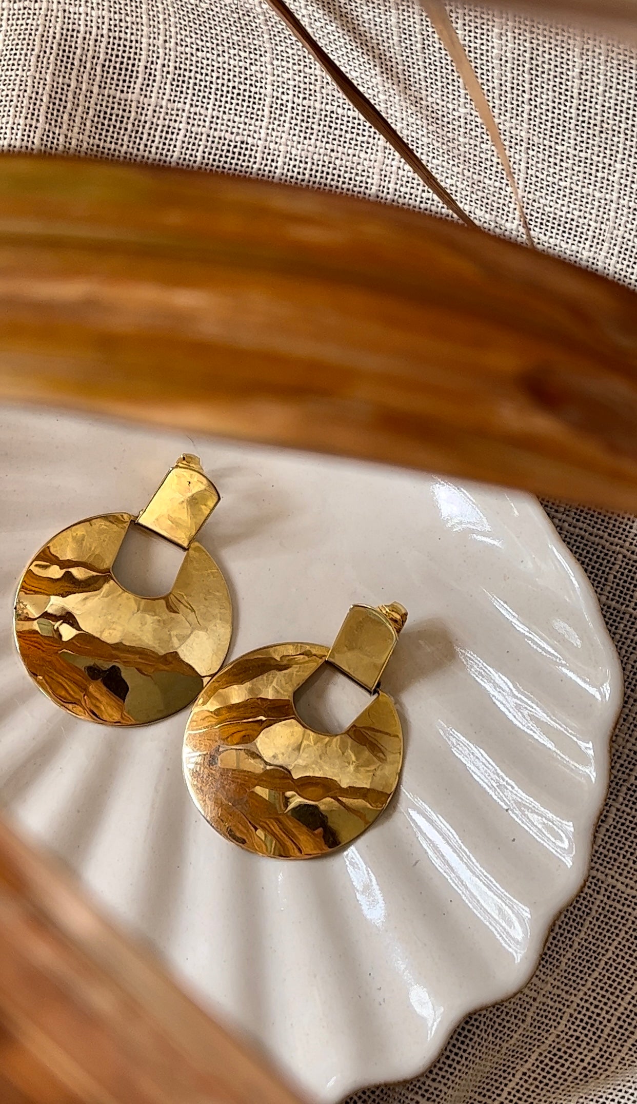 Specchio orecchini rotondi