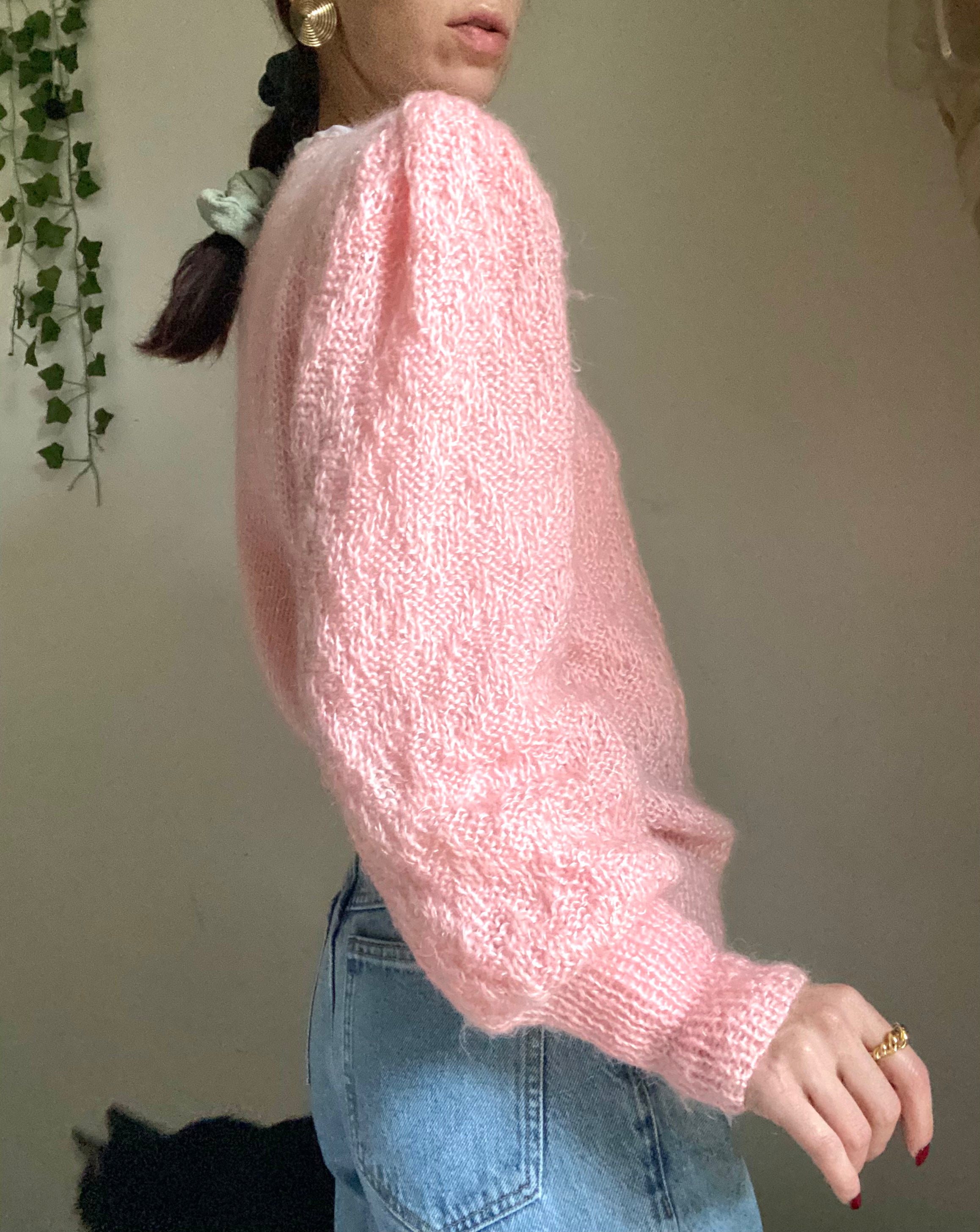 Cardigan all’uncinetto fatto a mano da bambolina