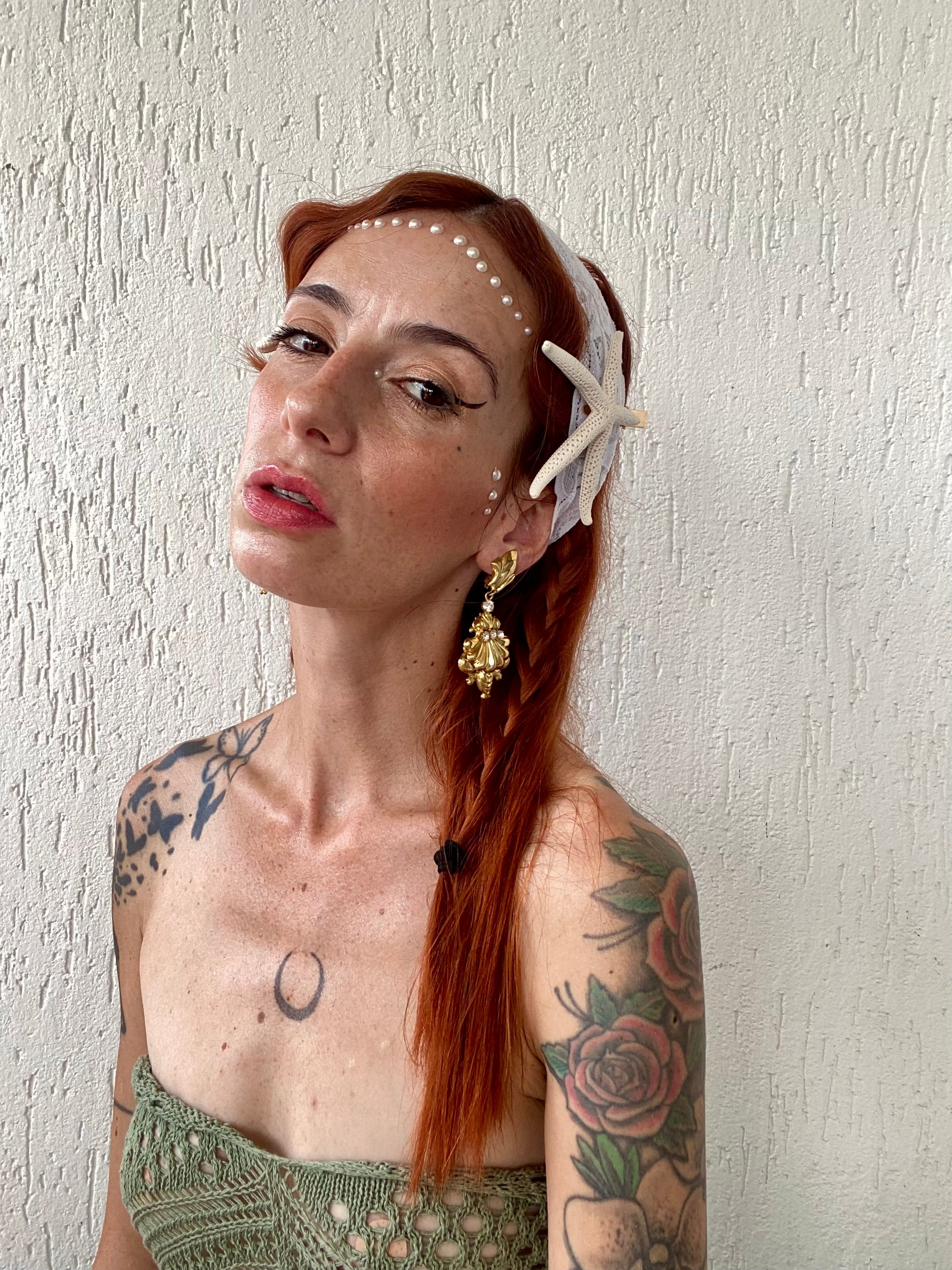 Anfitrite orecchini pendenti a conchiglia