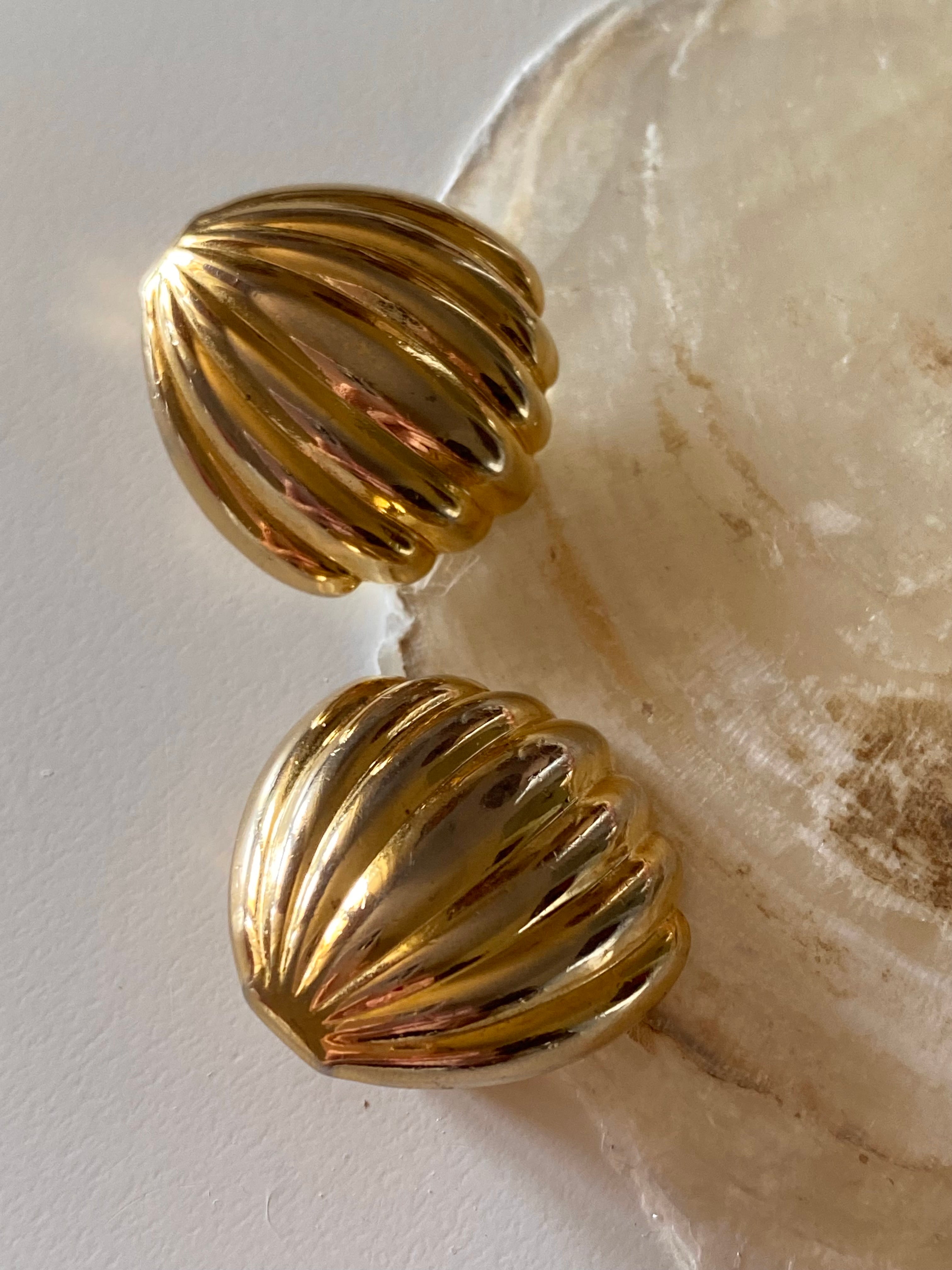 Boucles d'oreilles clip coquillage Malfi