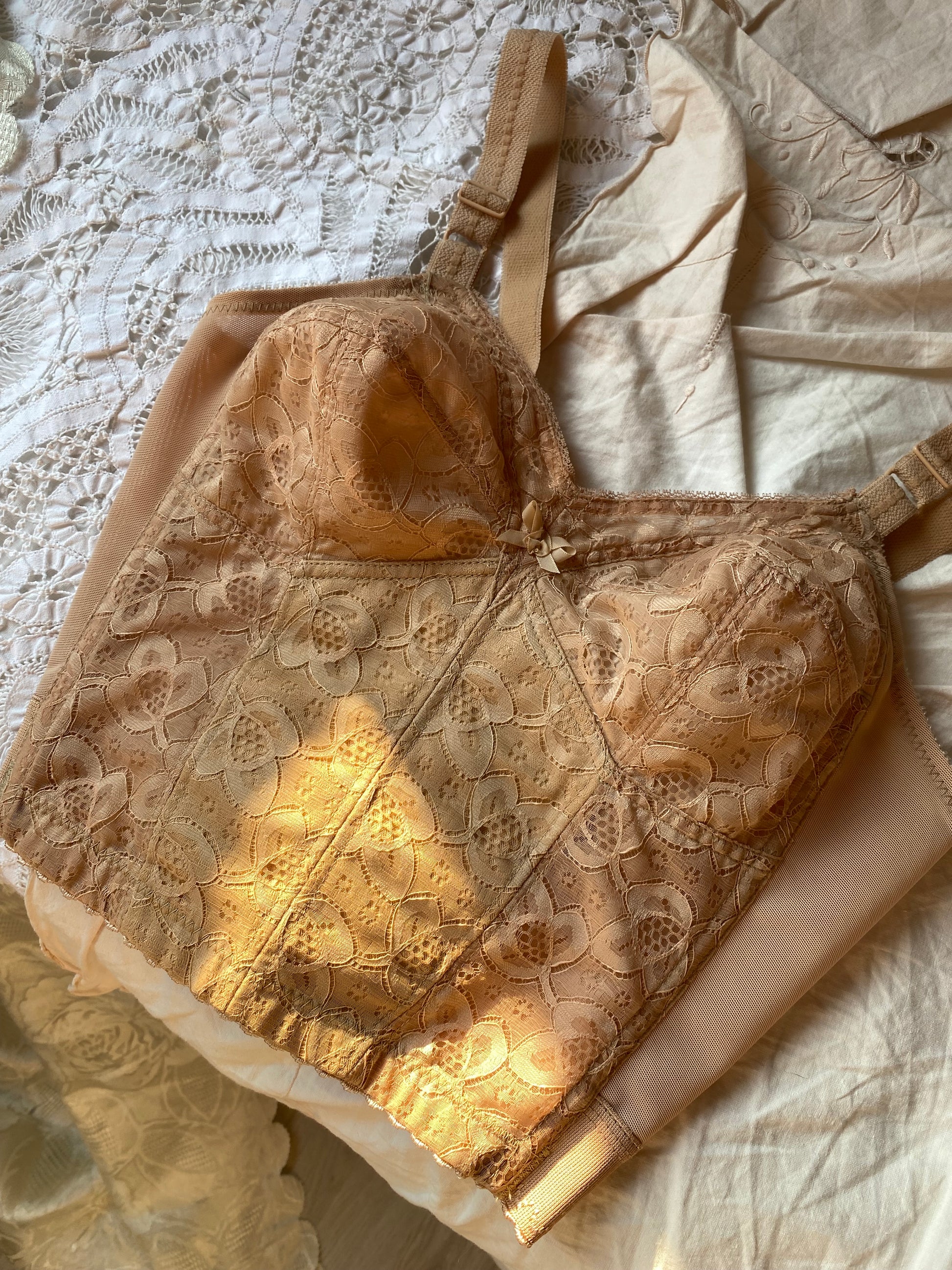 Maidenform authentic Bullet bra ‘50s