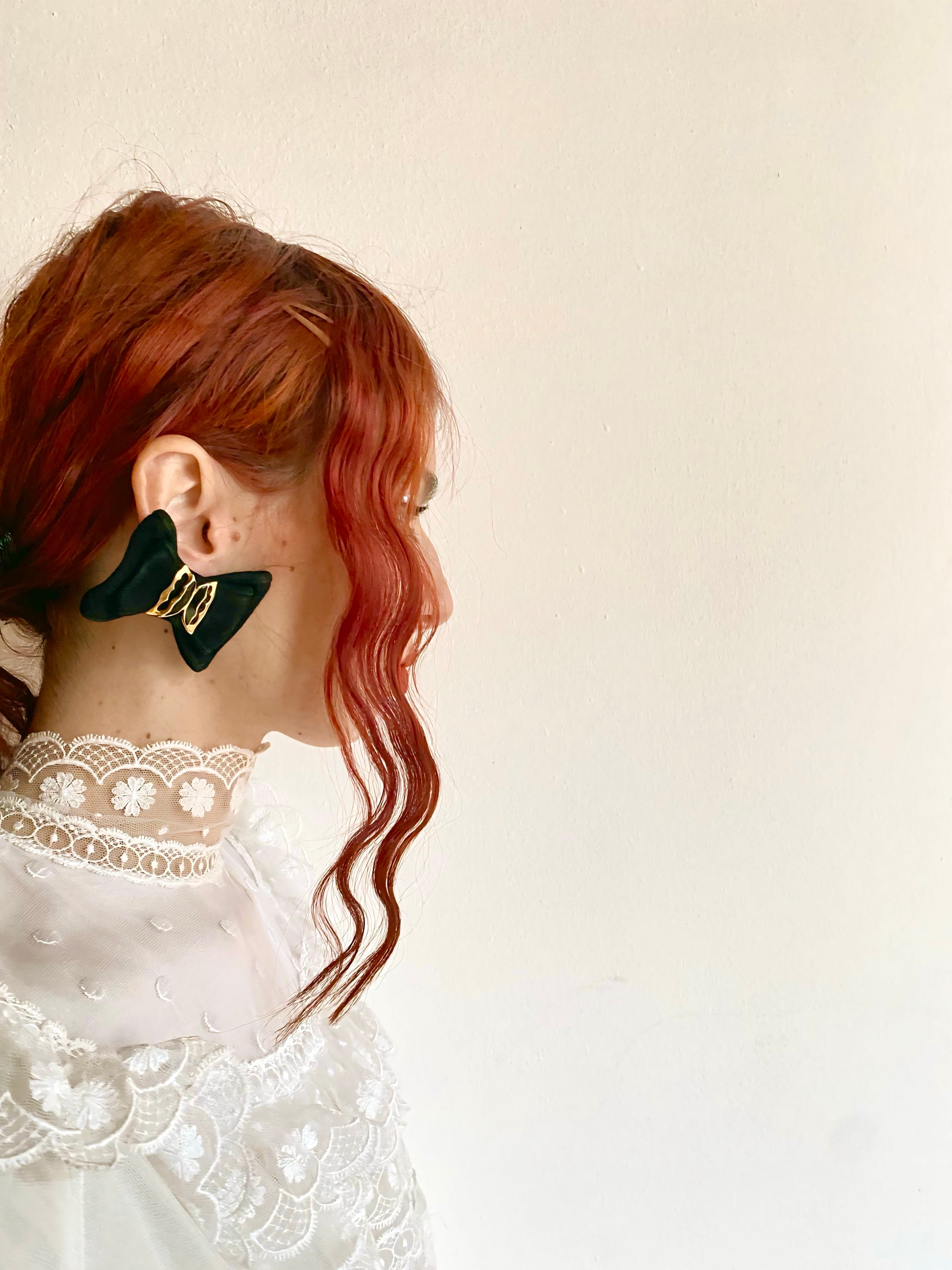 Fiocco orecchino singolo