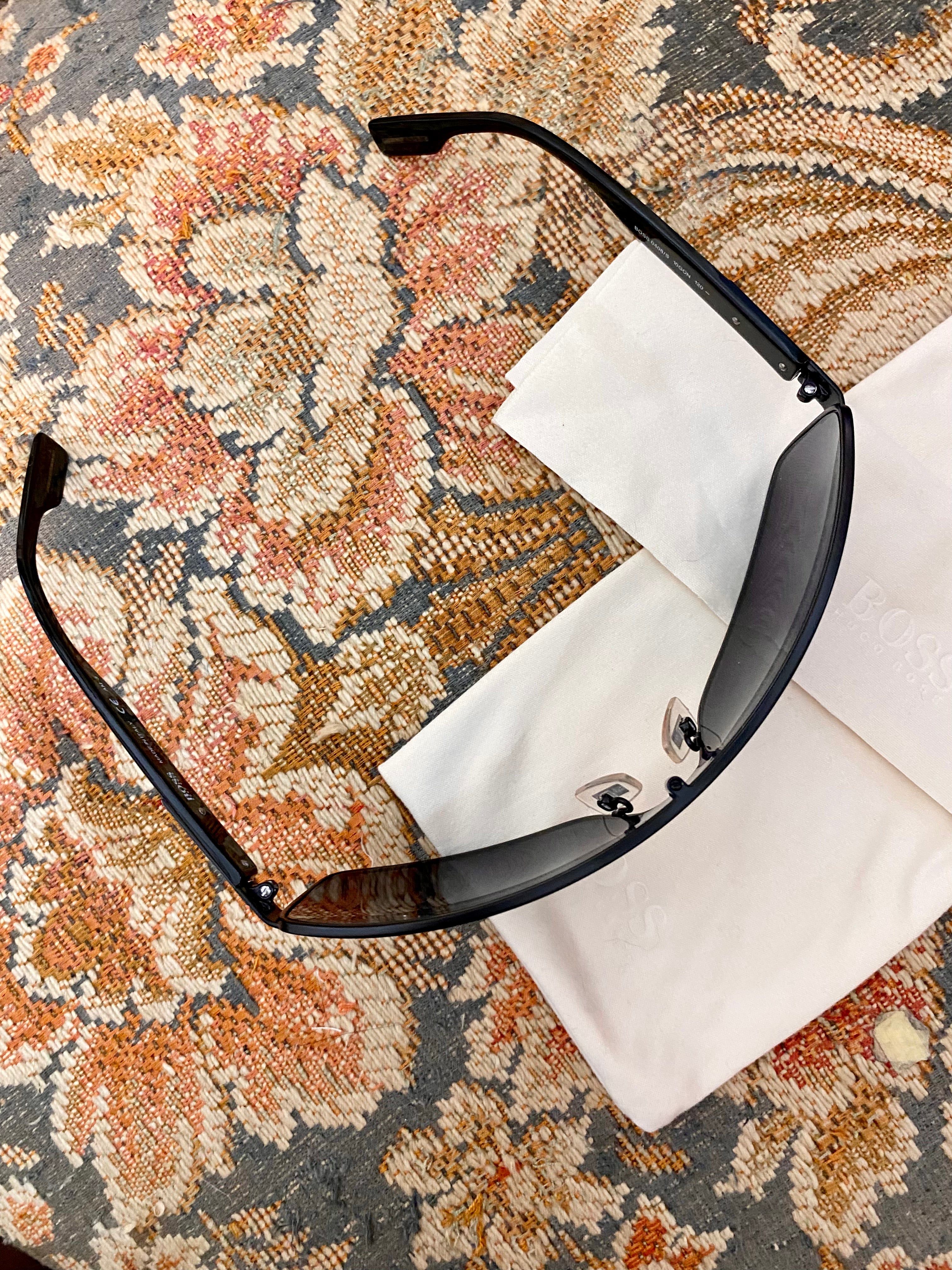 Hugo Boss a mascherina