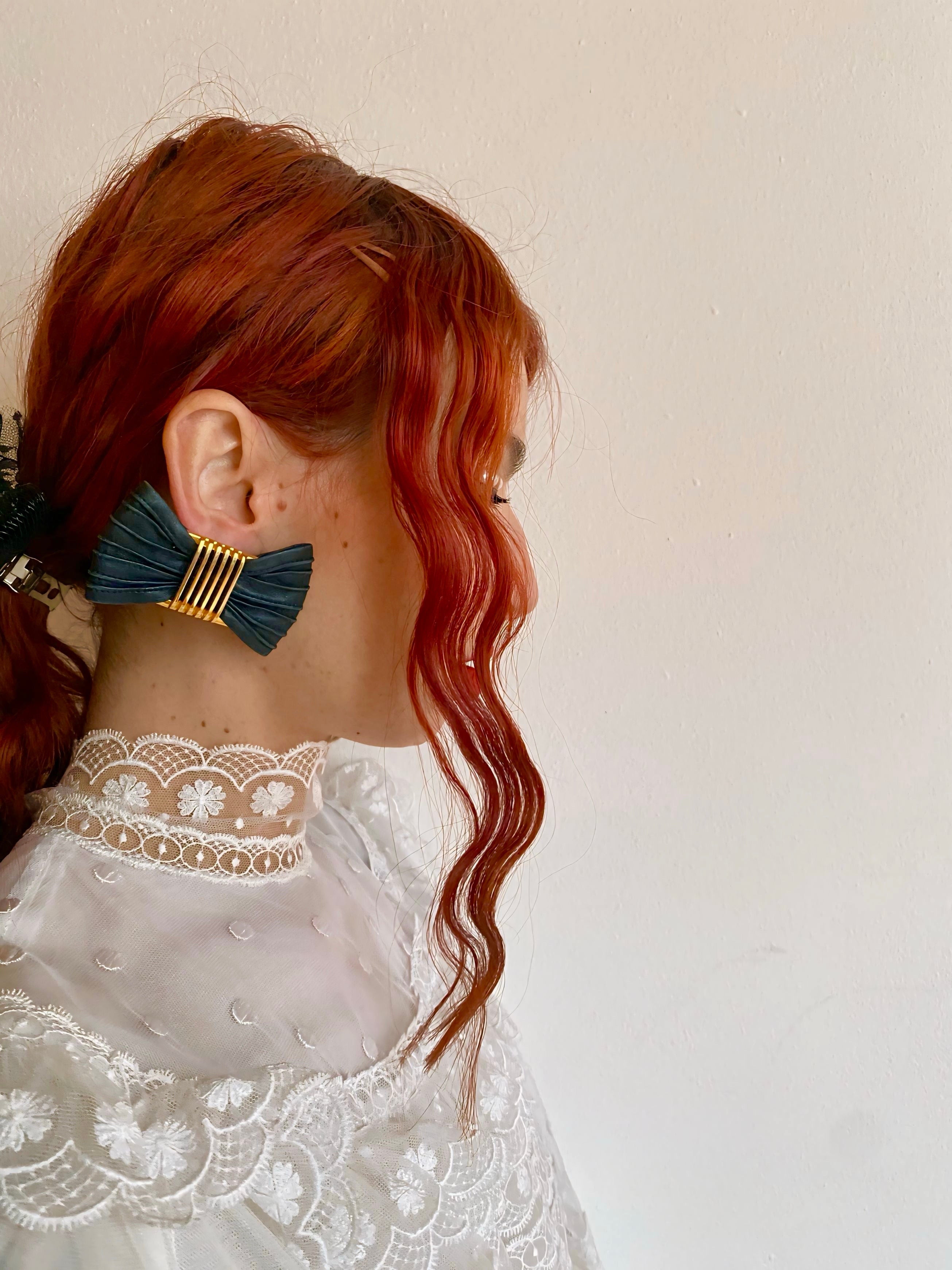 Fiocco orecchino singolo