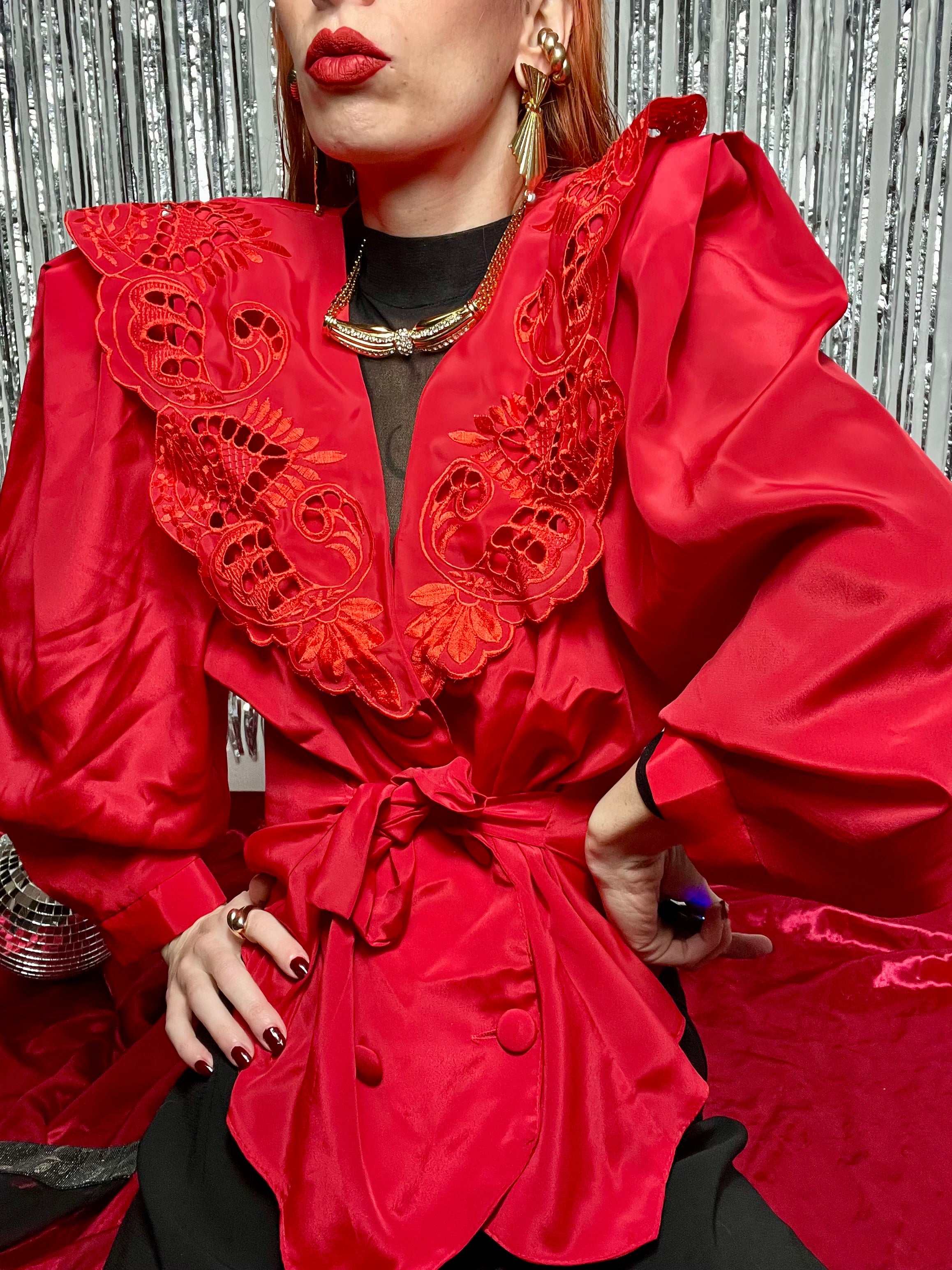 Blusa 80s con colletto alla marinara ricamato