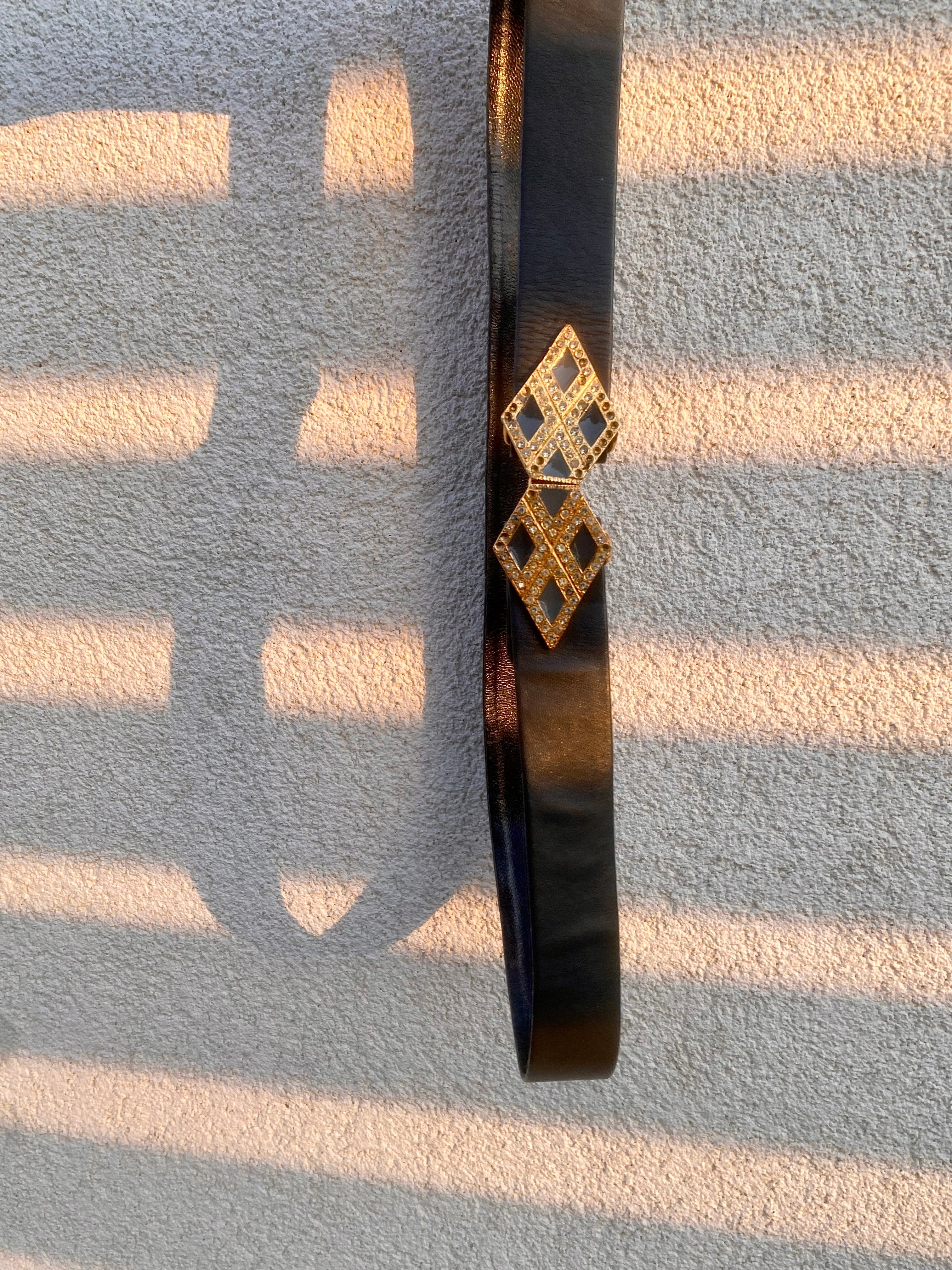 Gioiello cintura in pelle