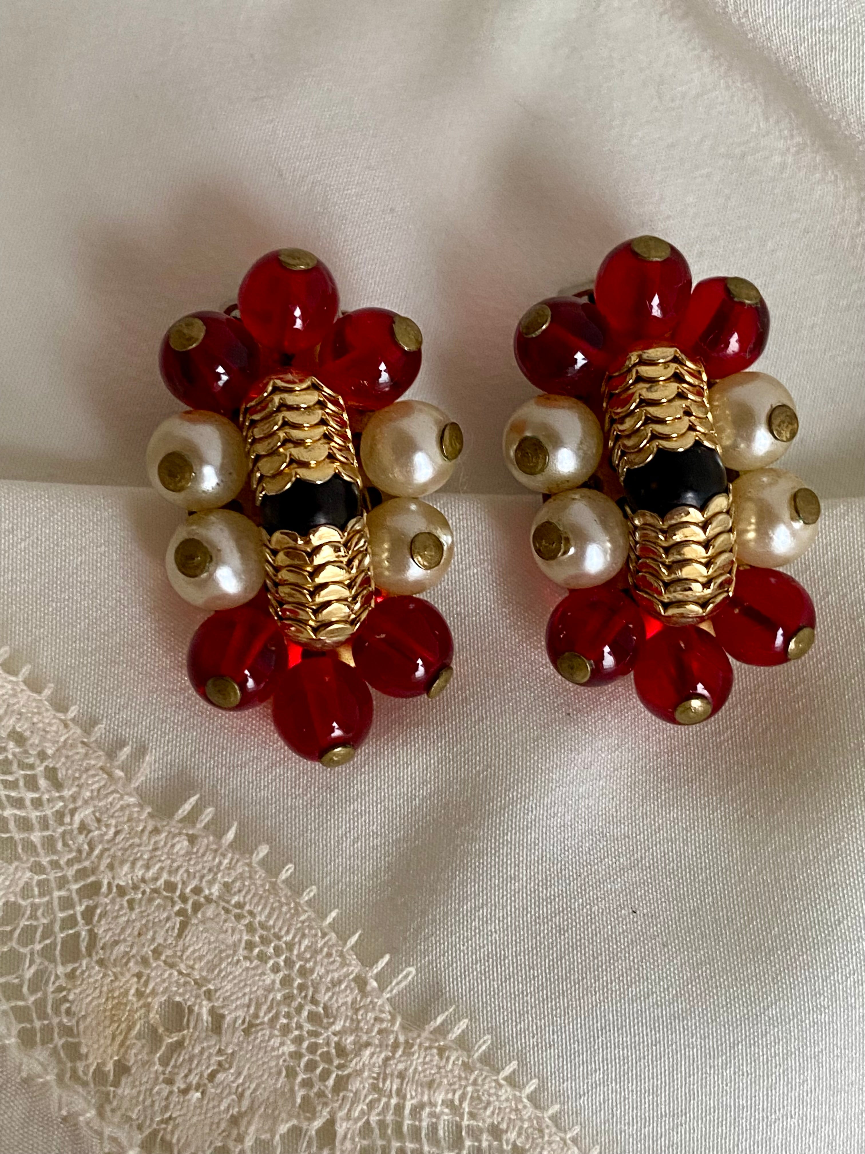 Orecchini a bottone bombati