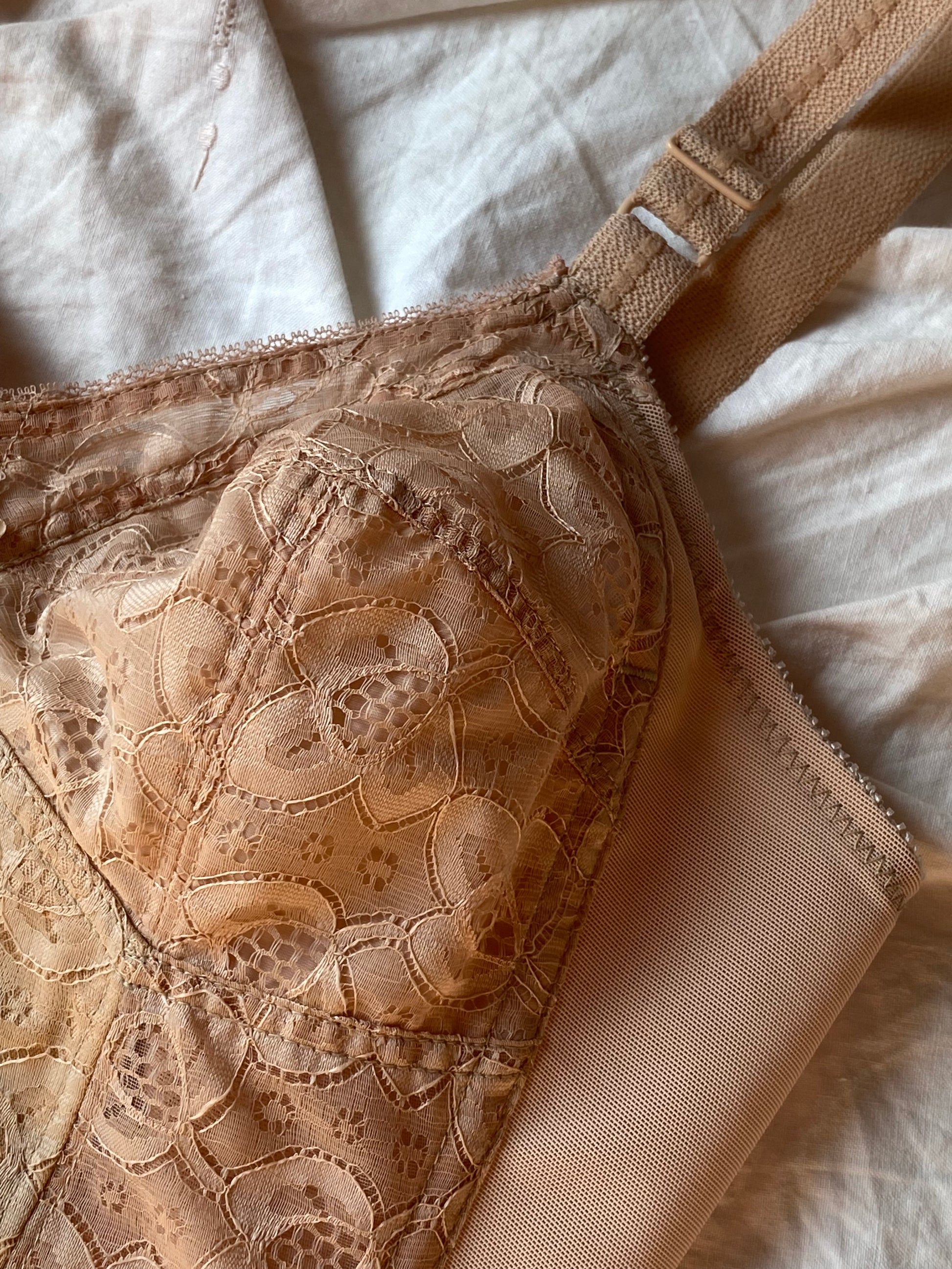 Maidenform authentic Bullet bra ‘50s