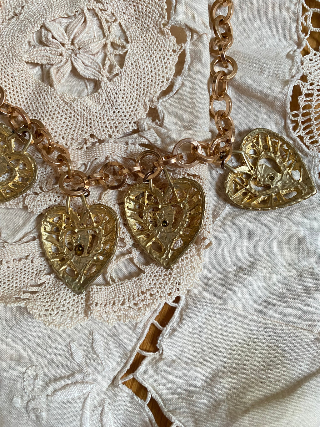 Cupido collana con cuori