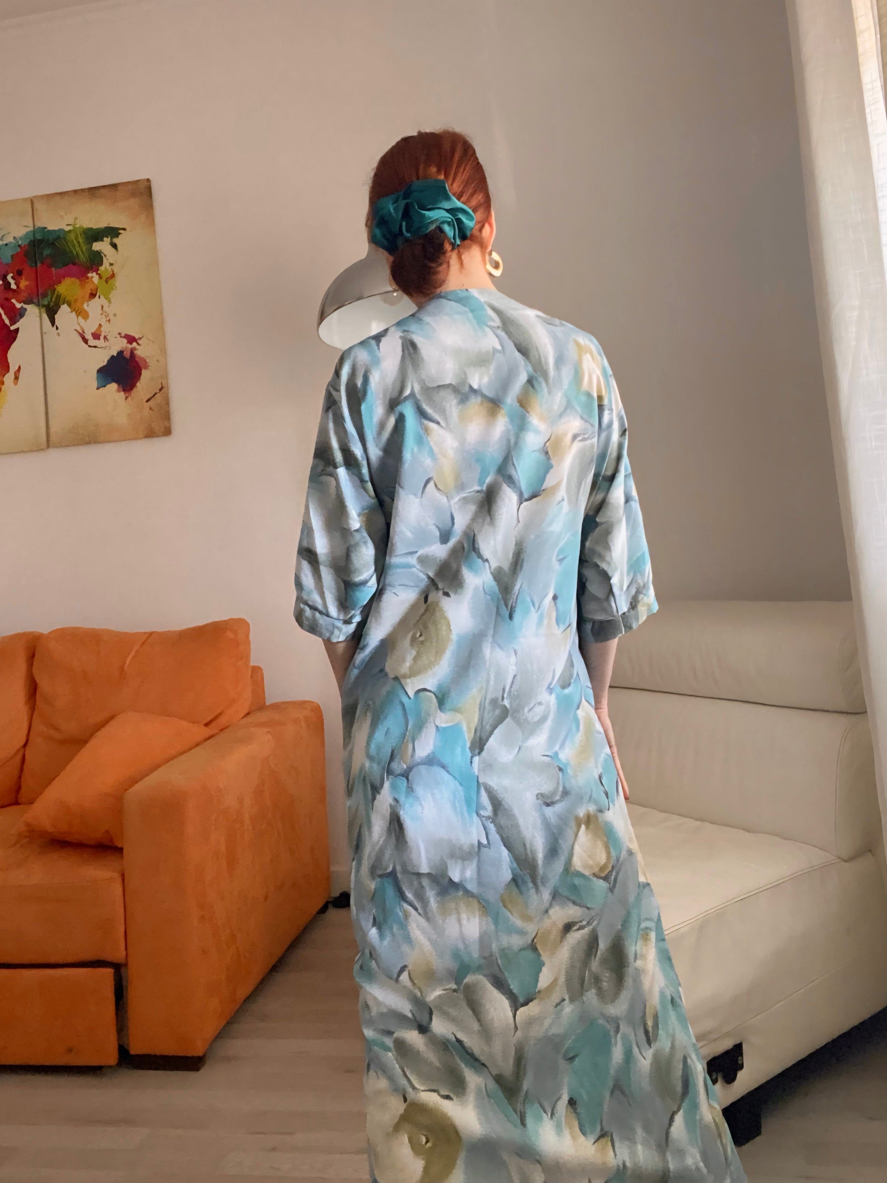 Abito floreale con maxi fiocco