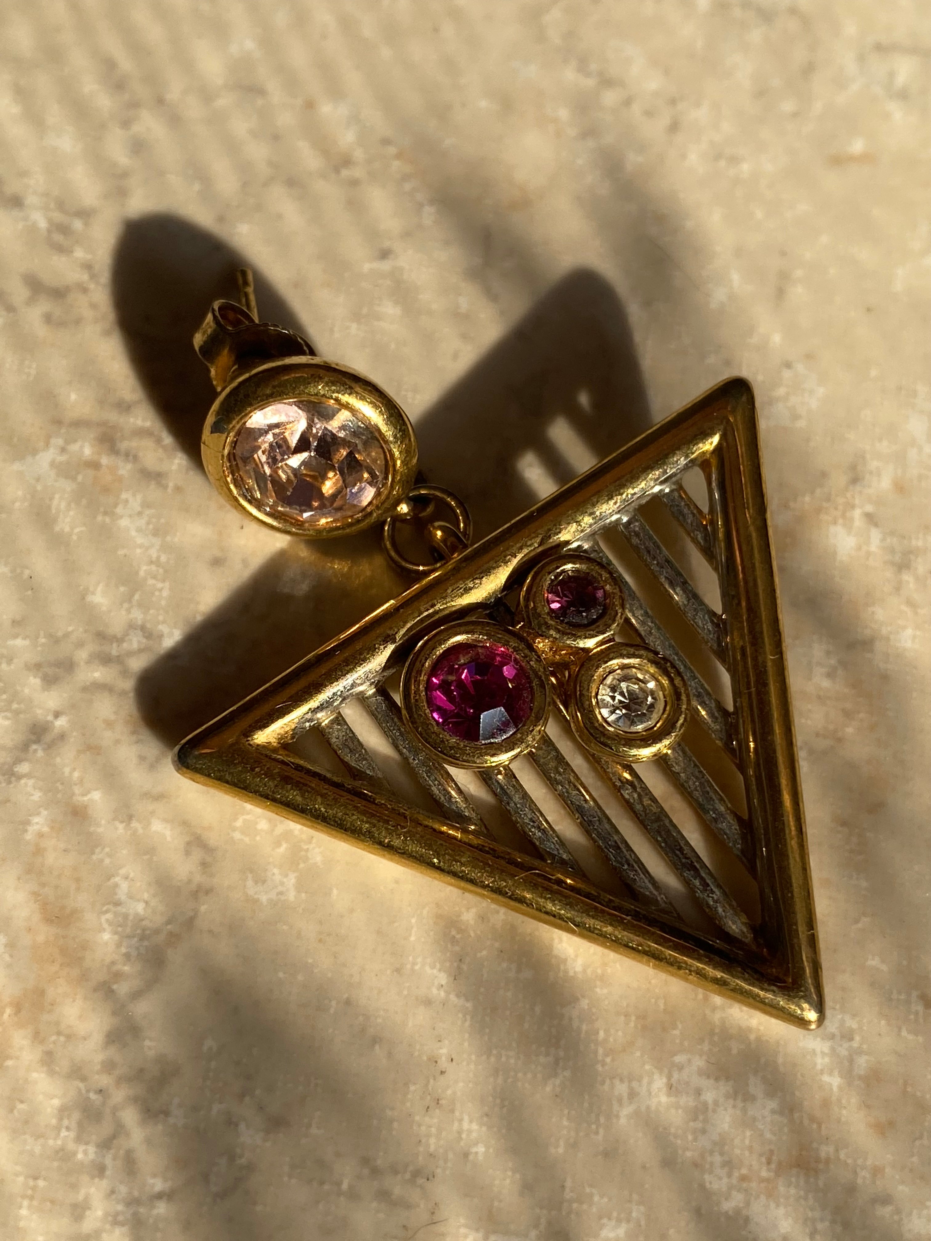 Orecchino singolo triangolo