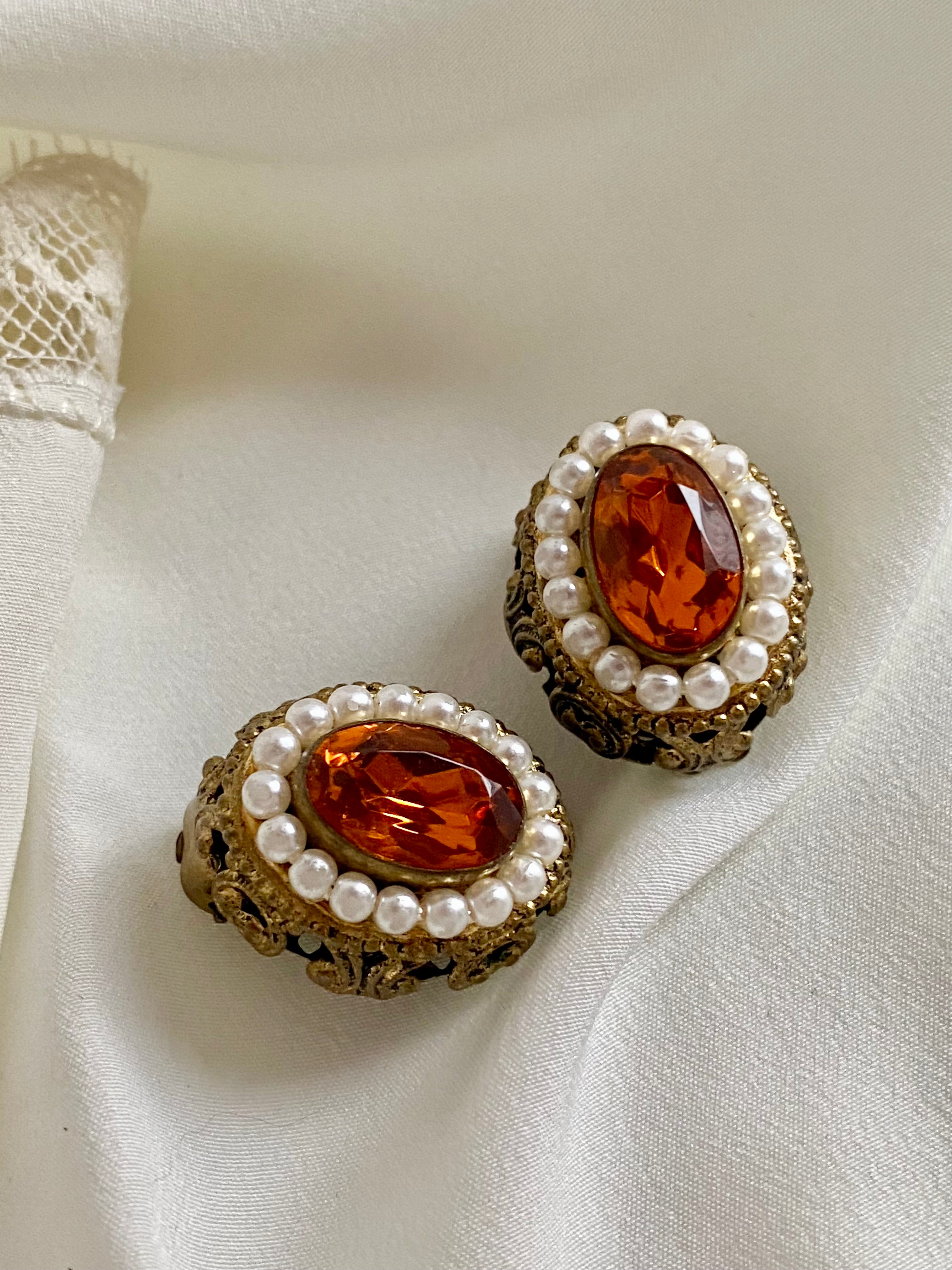 Orecchini a bottone Vittoriani