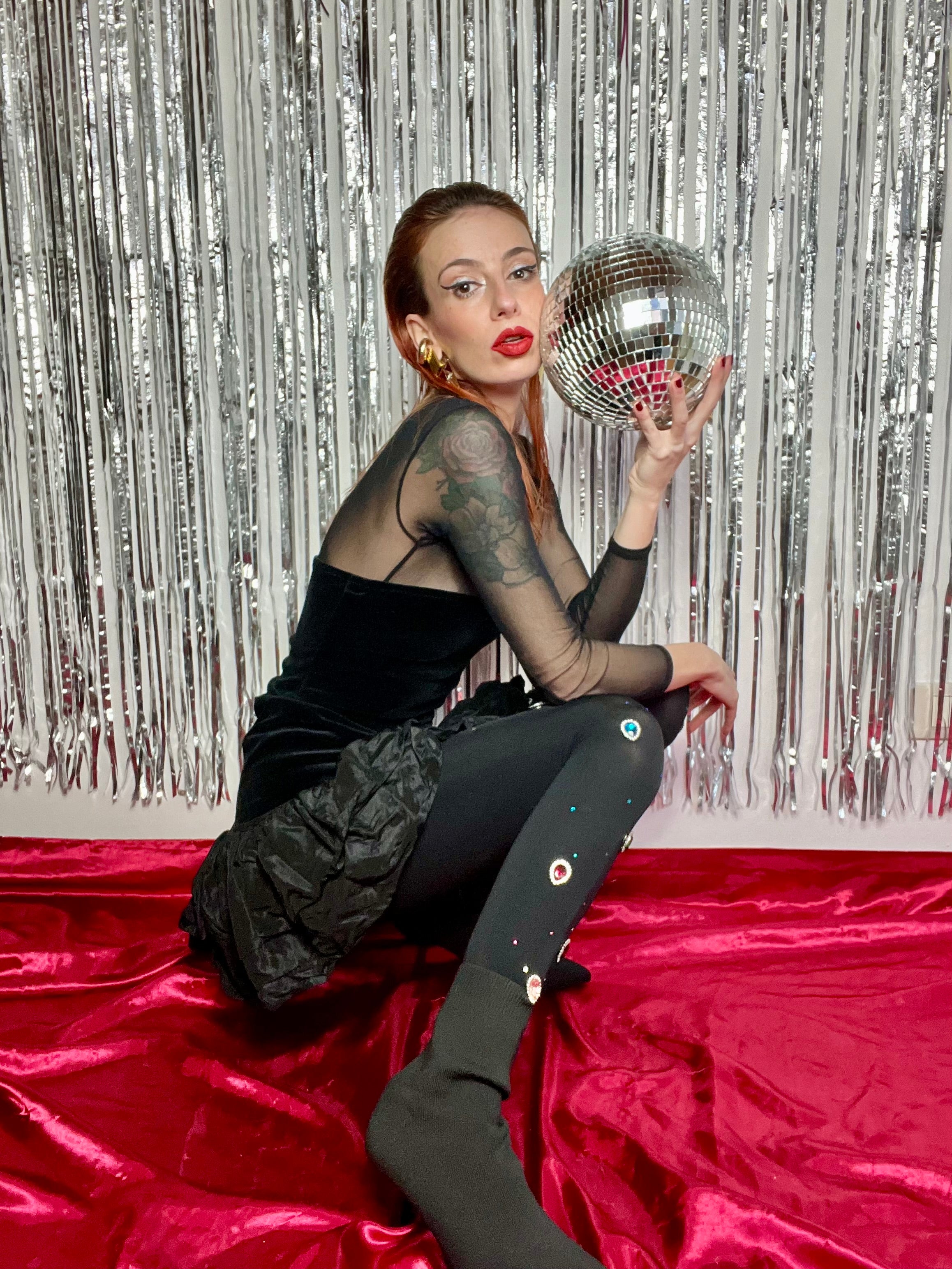 Mini abito da sera a fascia 80s con gonna Frou Frou