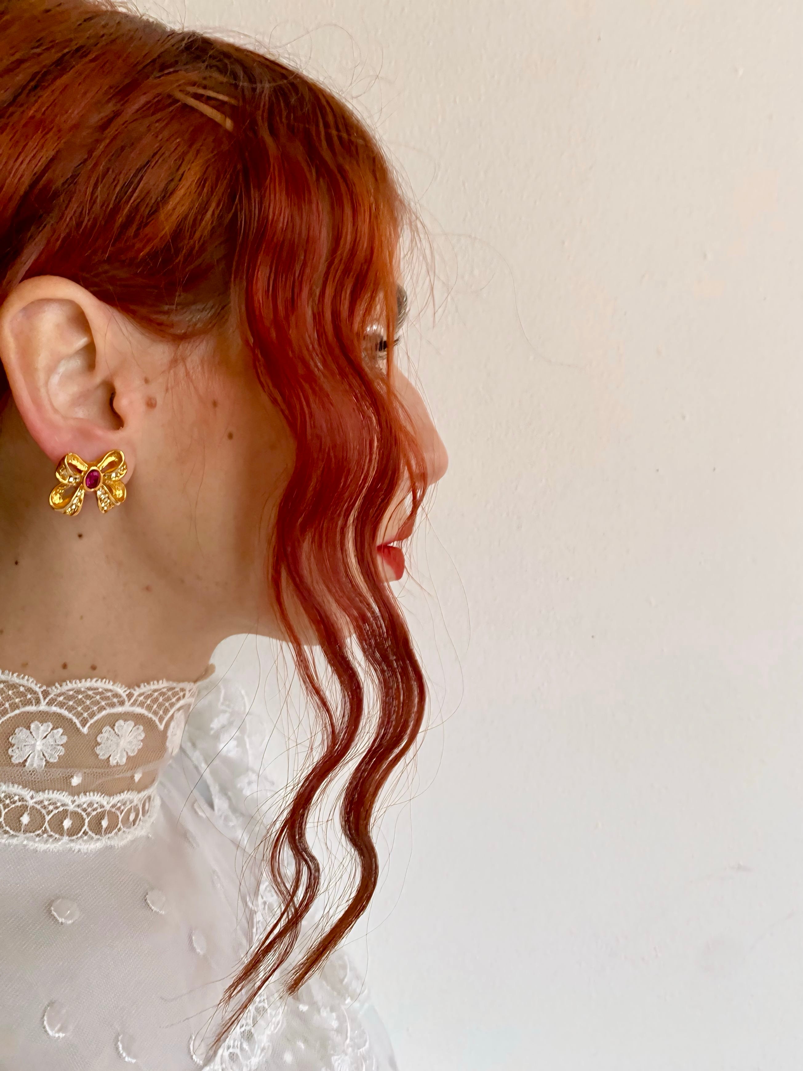 Nastro rosa orecchini a fiocco