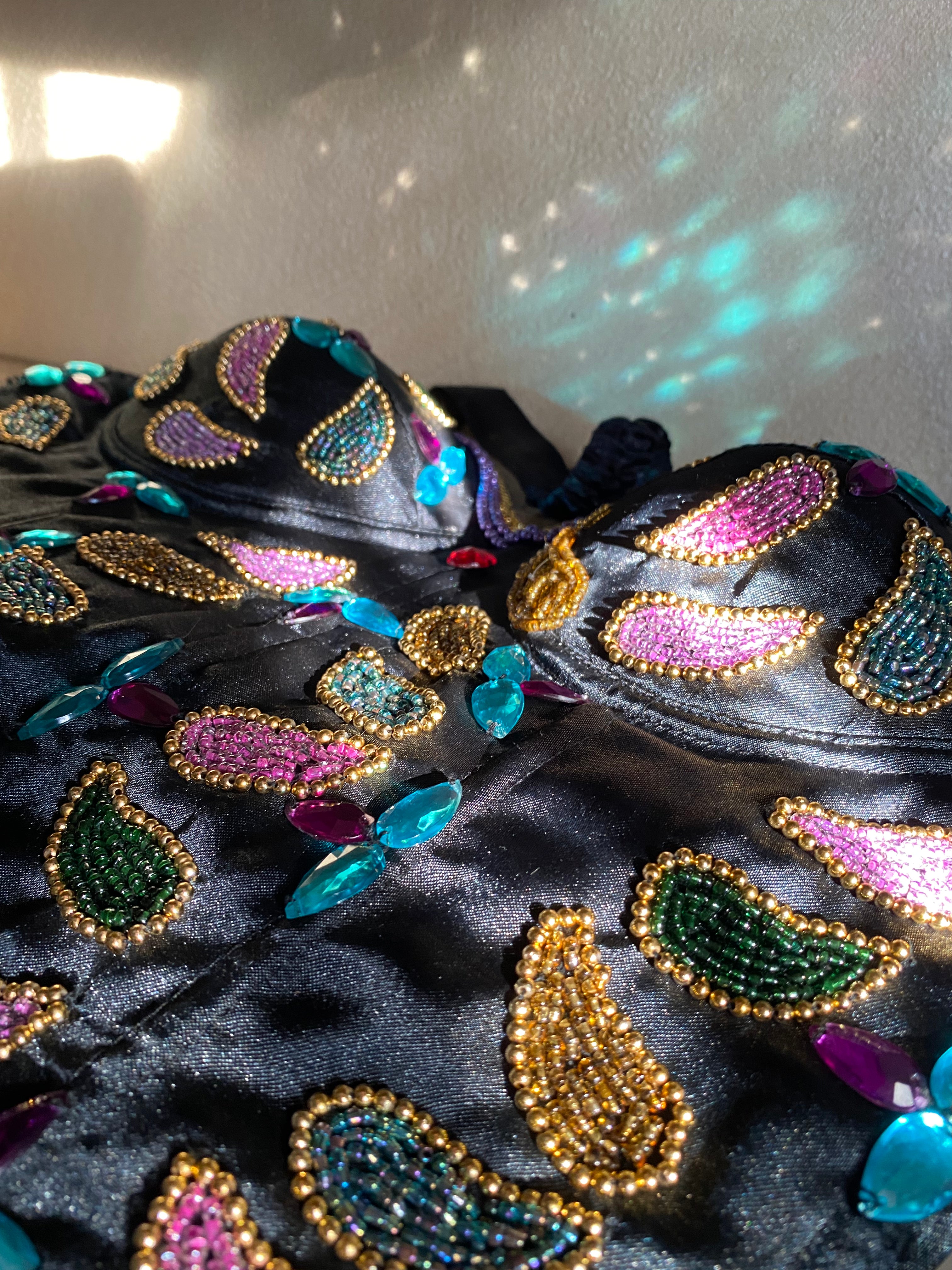 Corset balle avec pierres