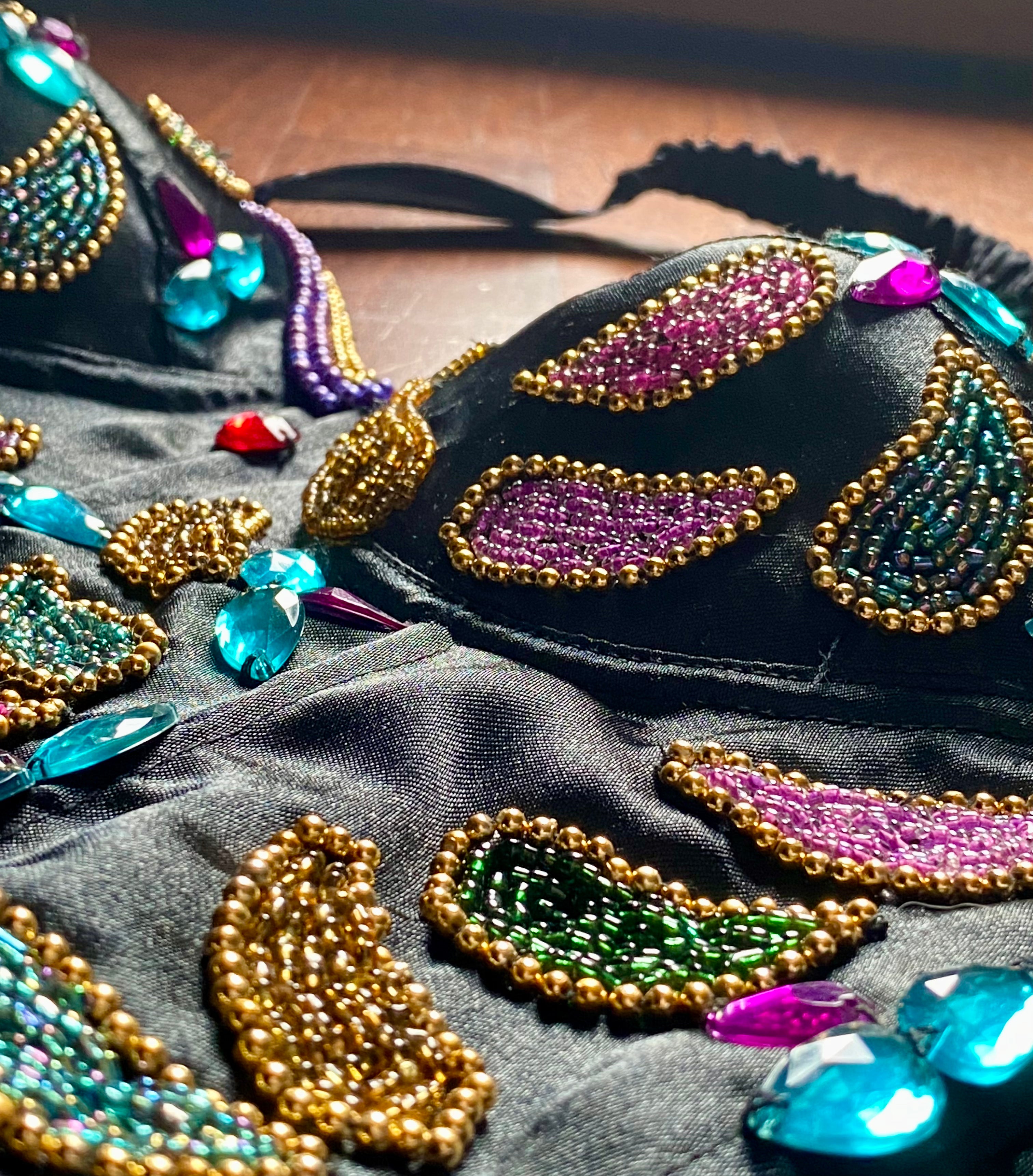 Corset balle avec pierres