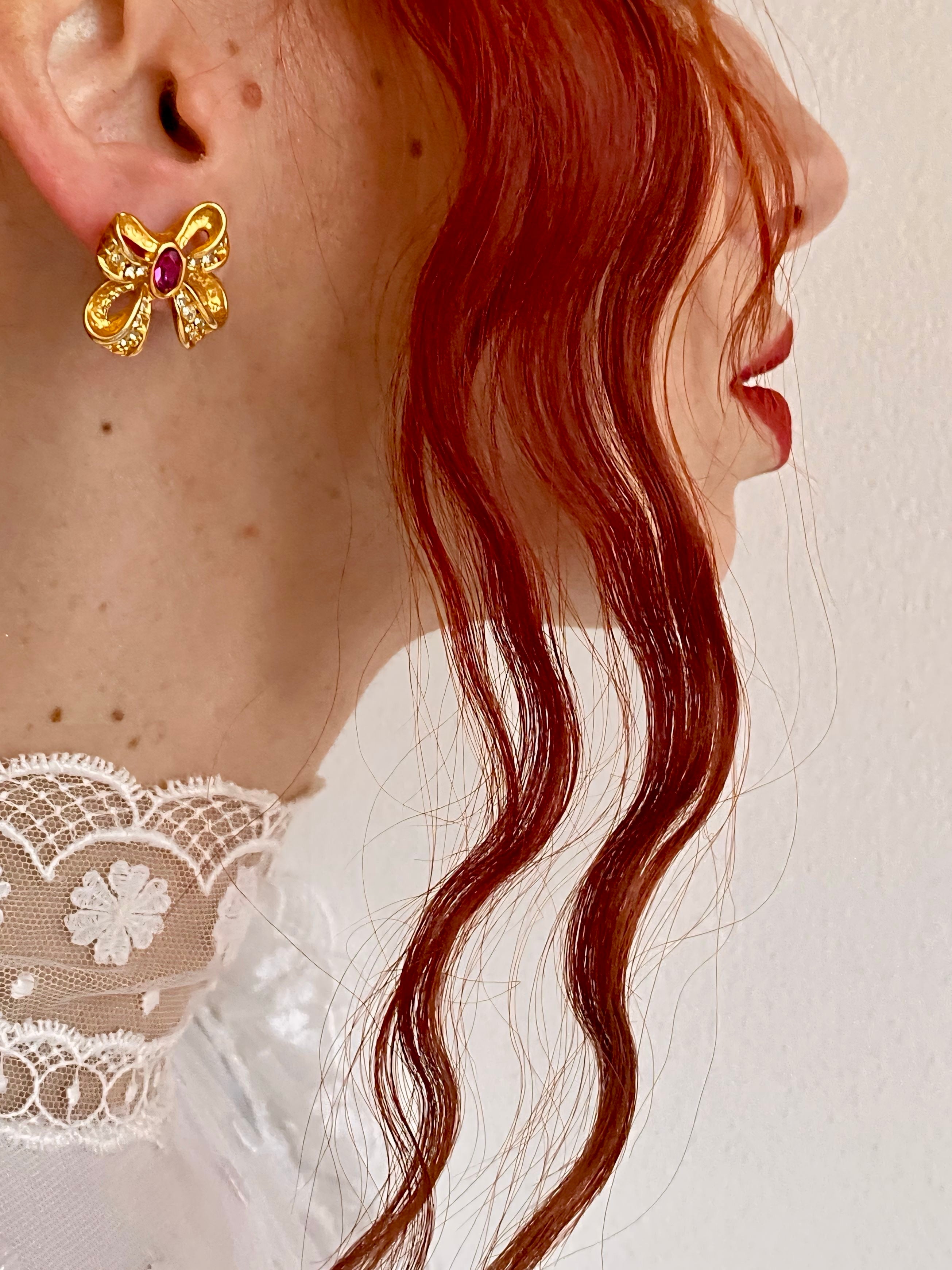 Nastro rosa orecchini a fiocco