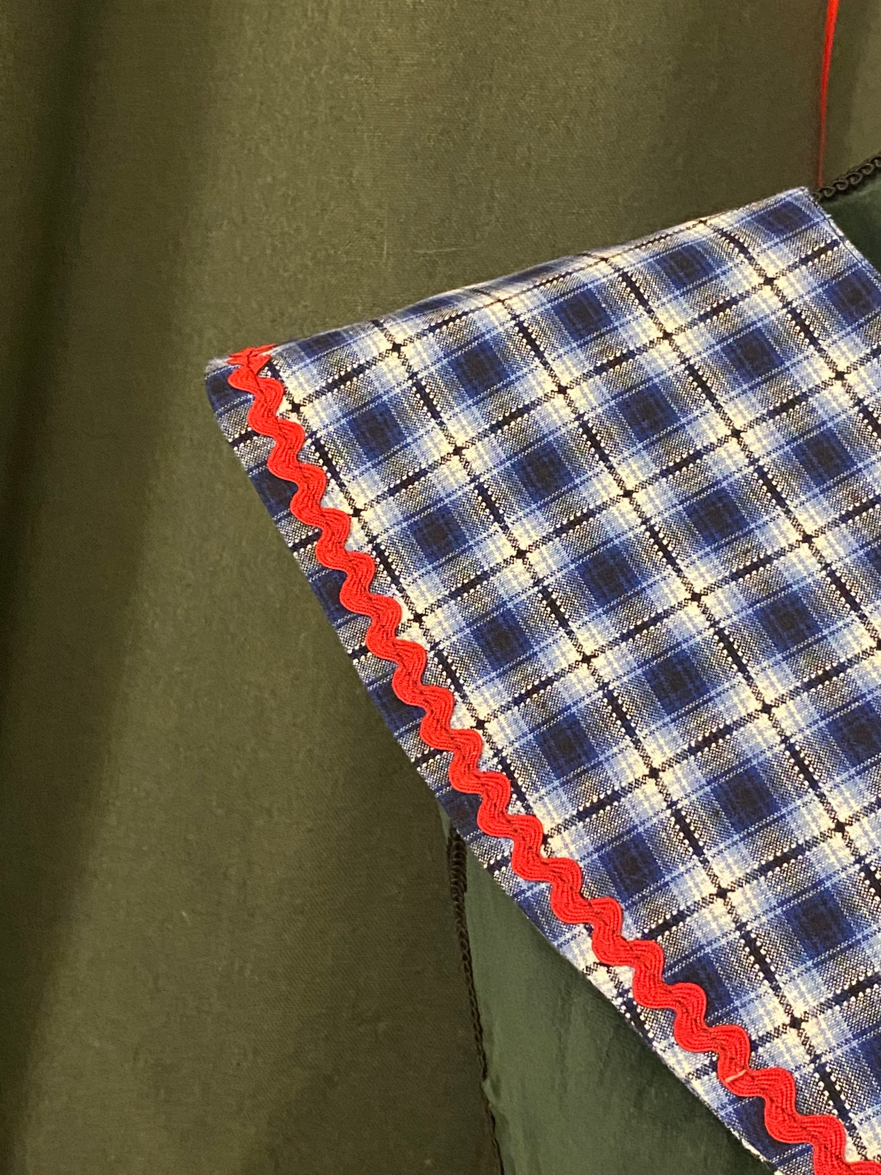 Maxi colletto alla marinara a punta