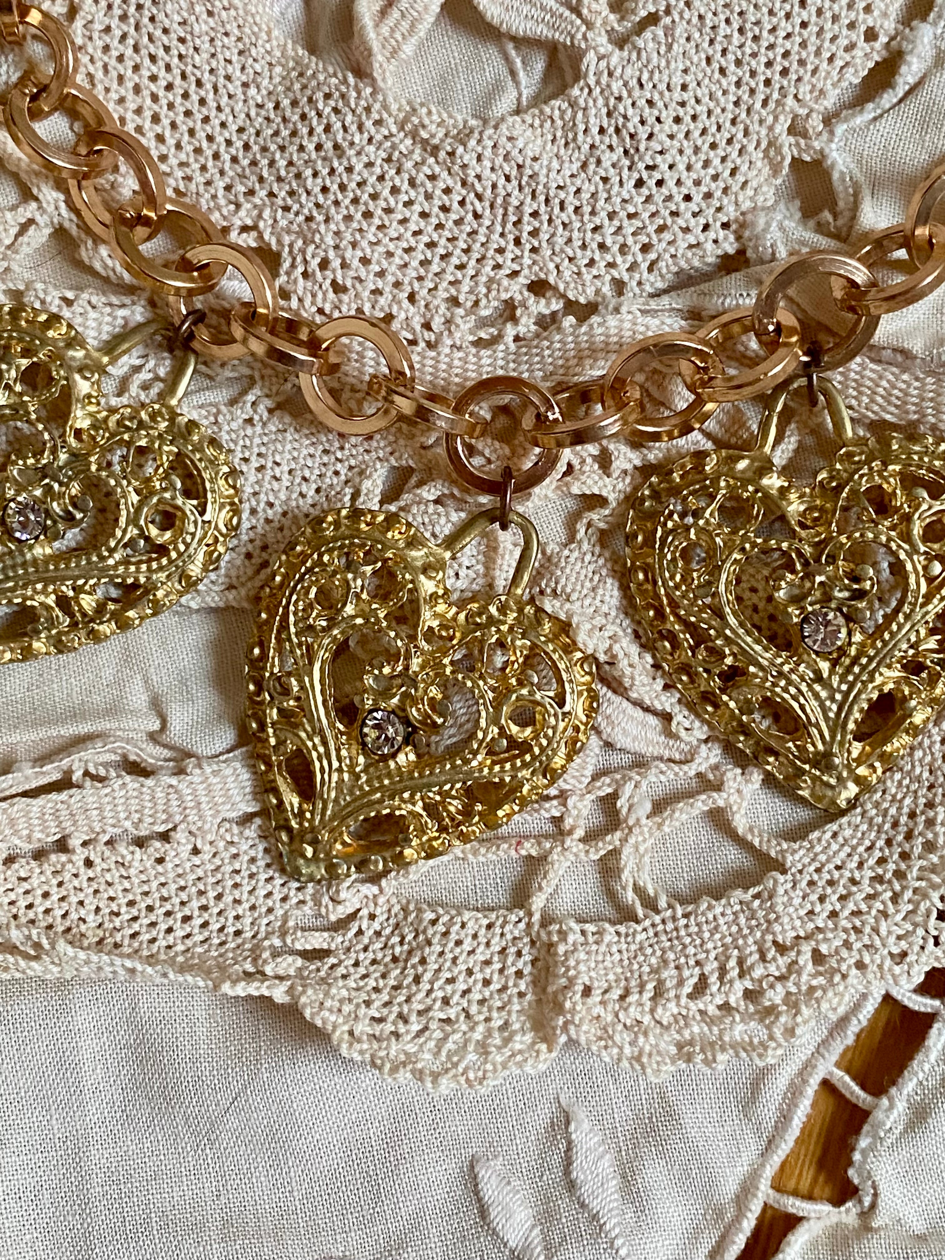 Cupido collana con cuori