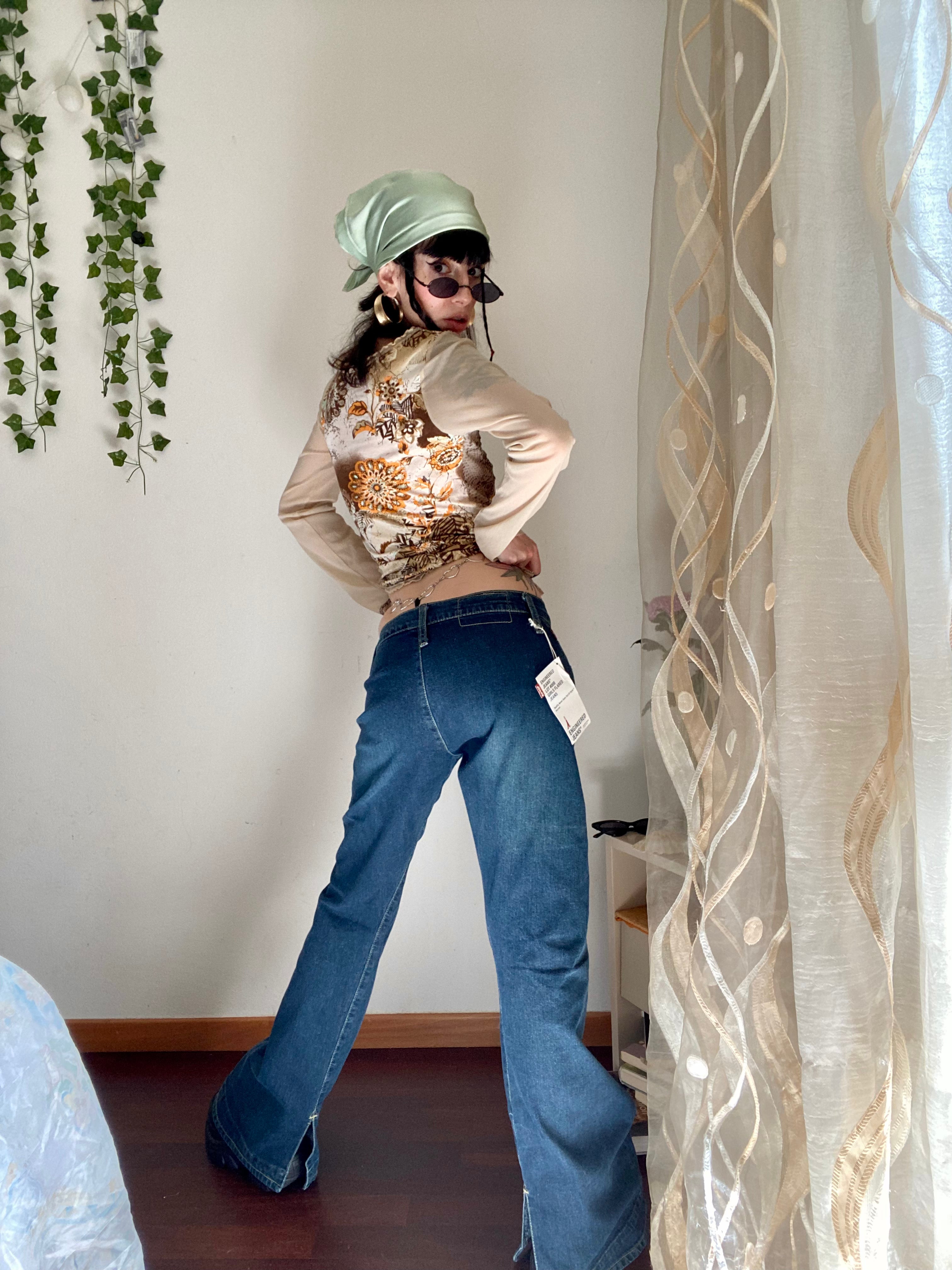 Levi's Y2K taille basse évasée