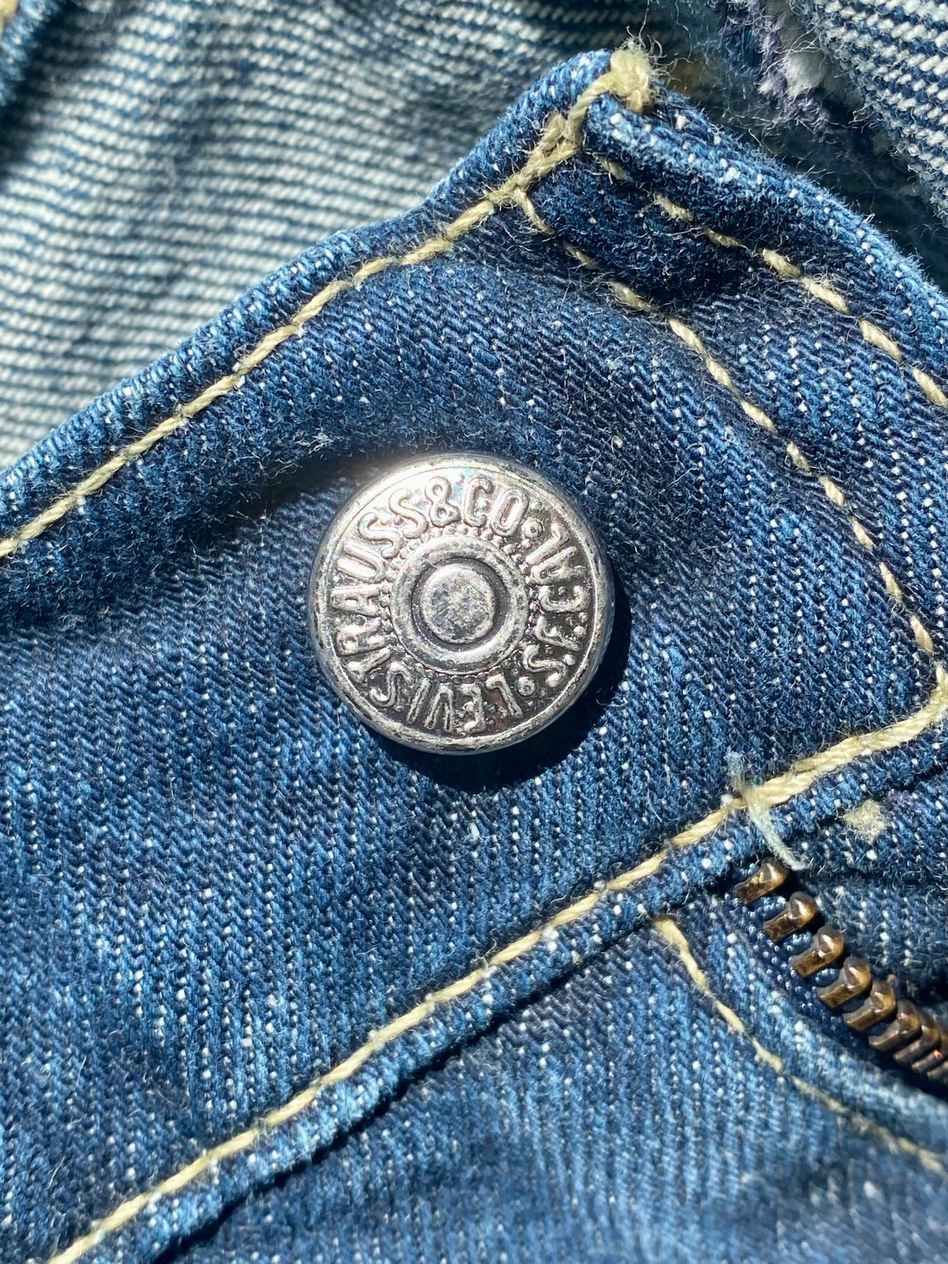 Levi's Y2K taille basse évasée