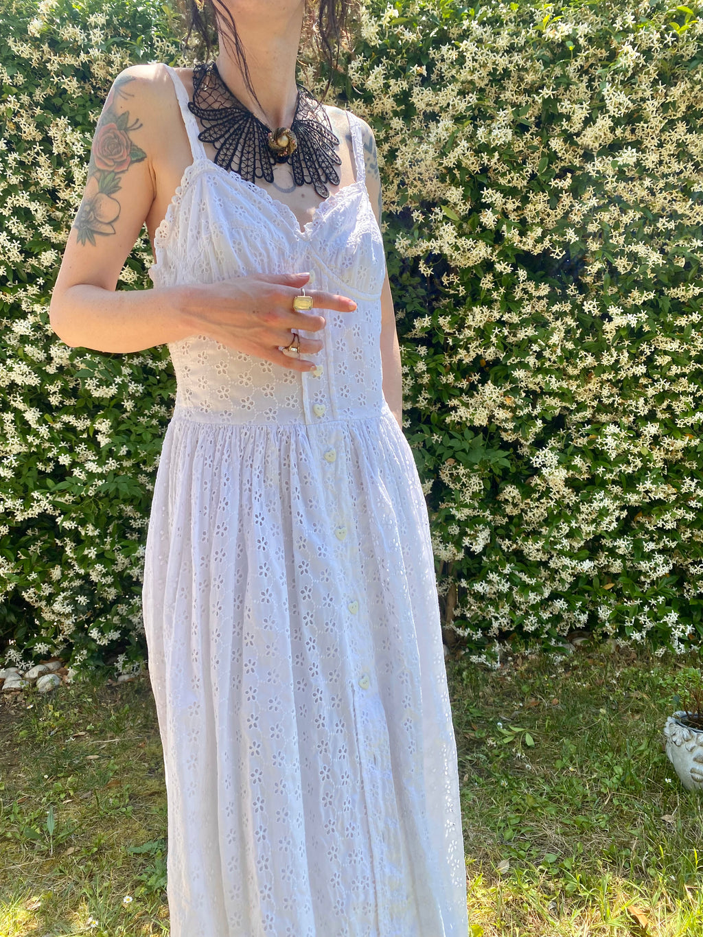 Fiore colletto nero