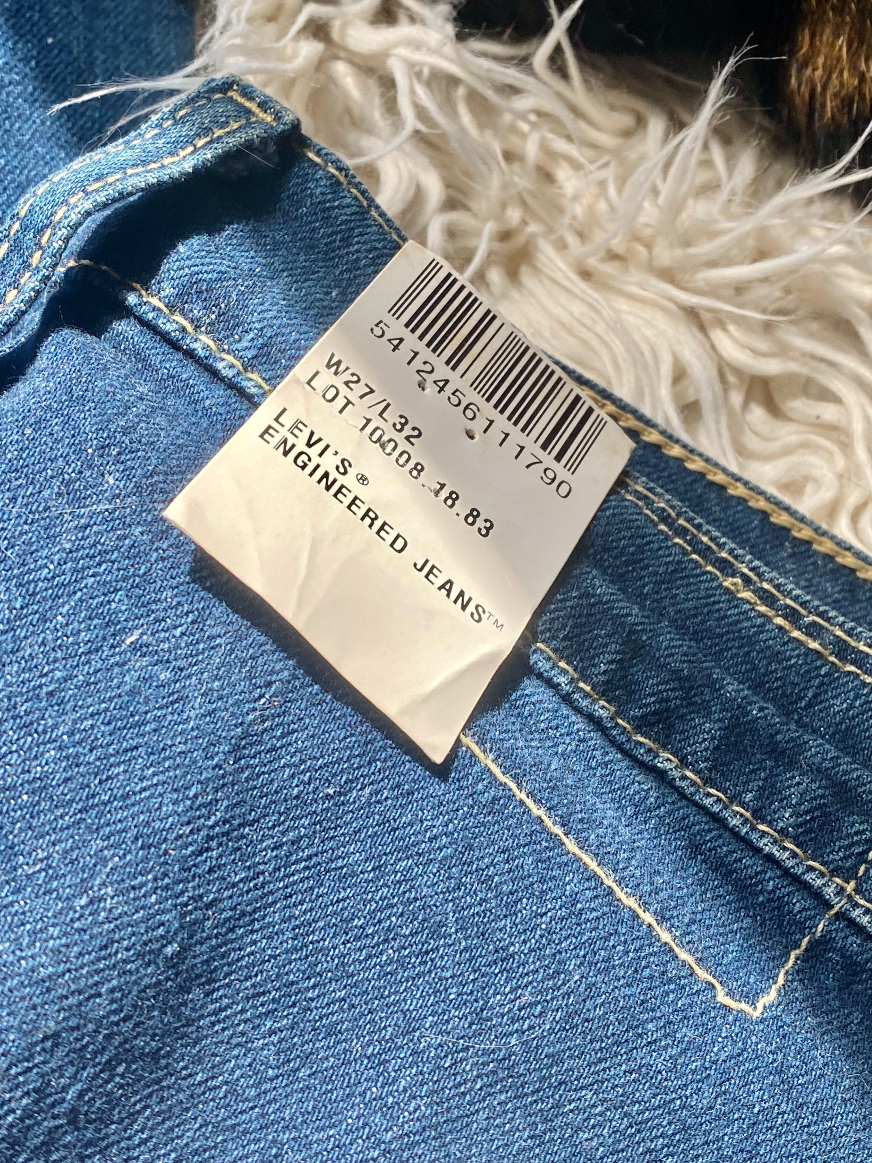 Levi's Y2K taille basse évasée