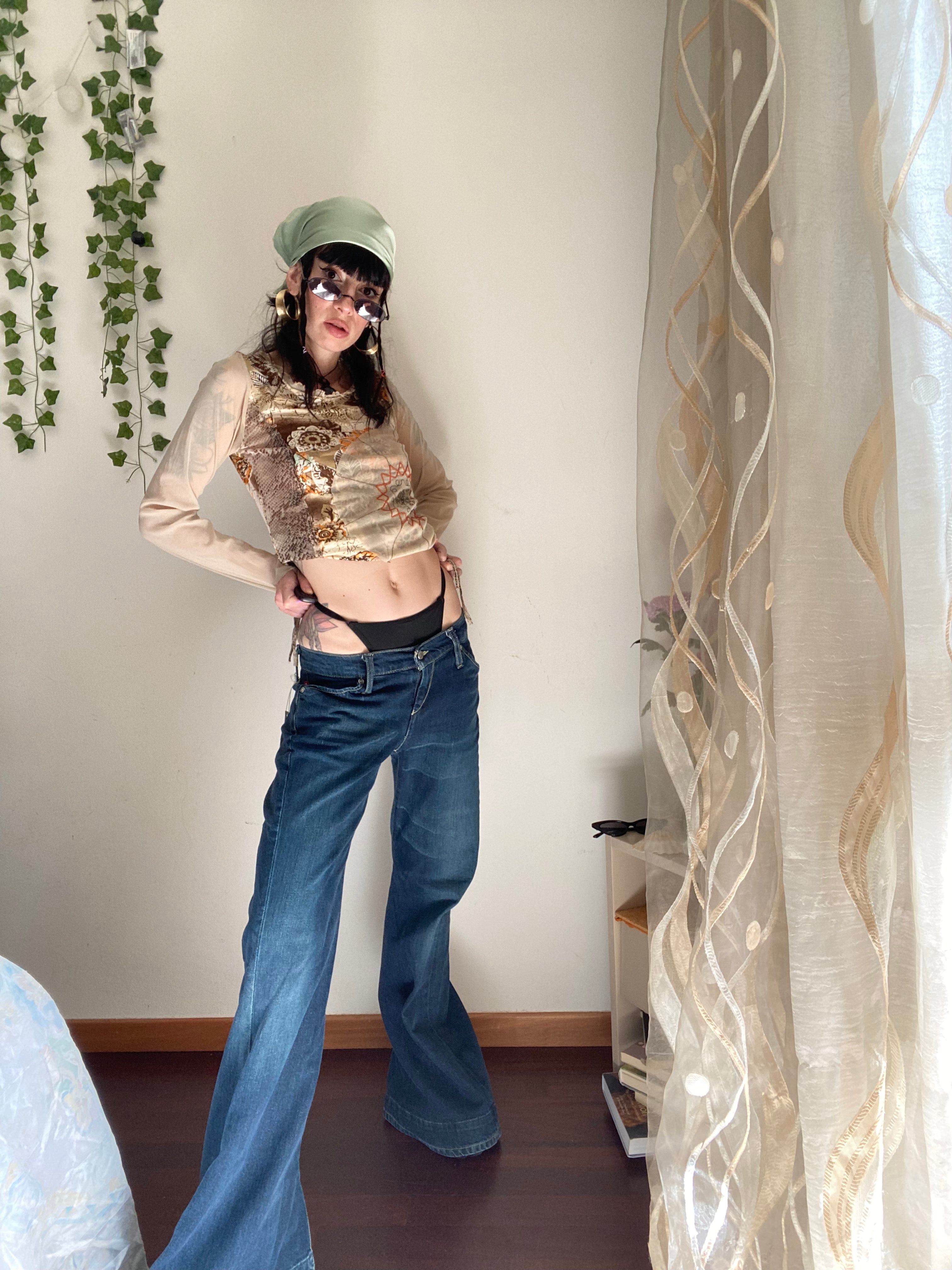 Levi's Y2K taille basse évasée