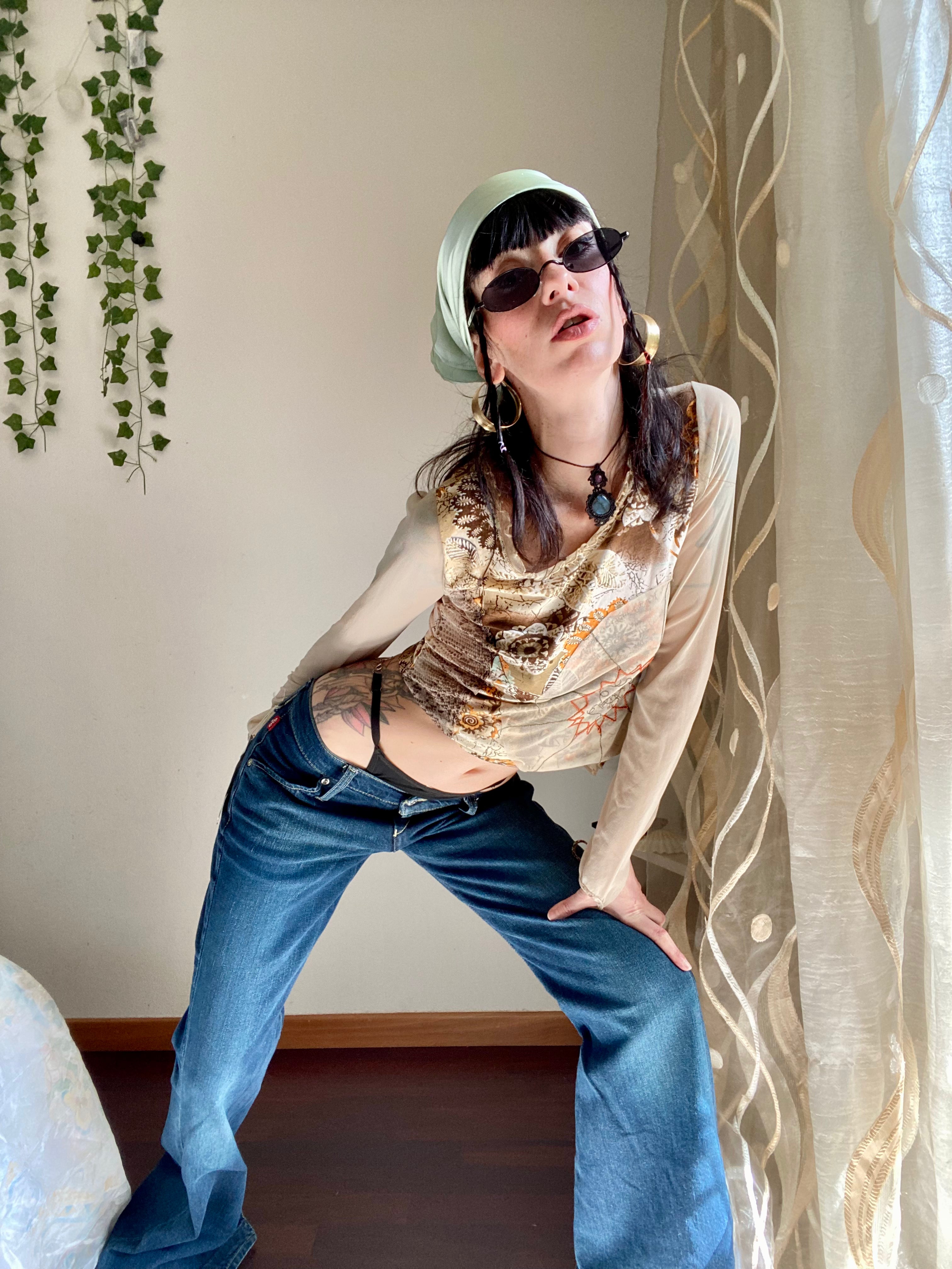 Levi's Y2K taille basse évasée