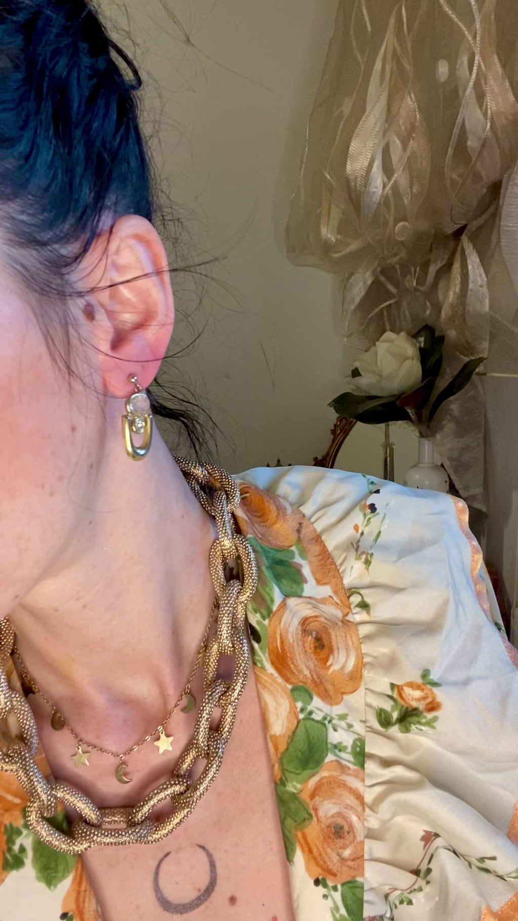 Orecchini dorati con pietra e diamante ‘60s