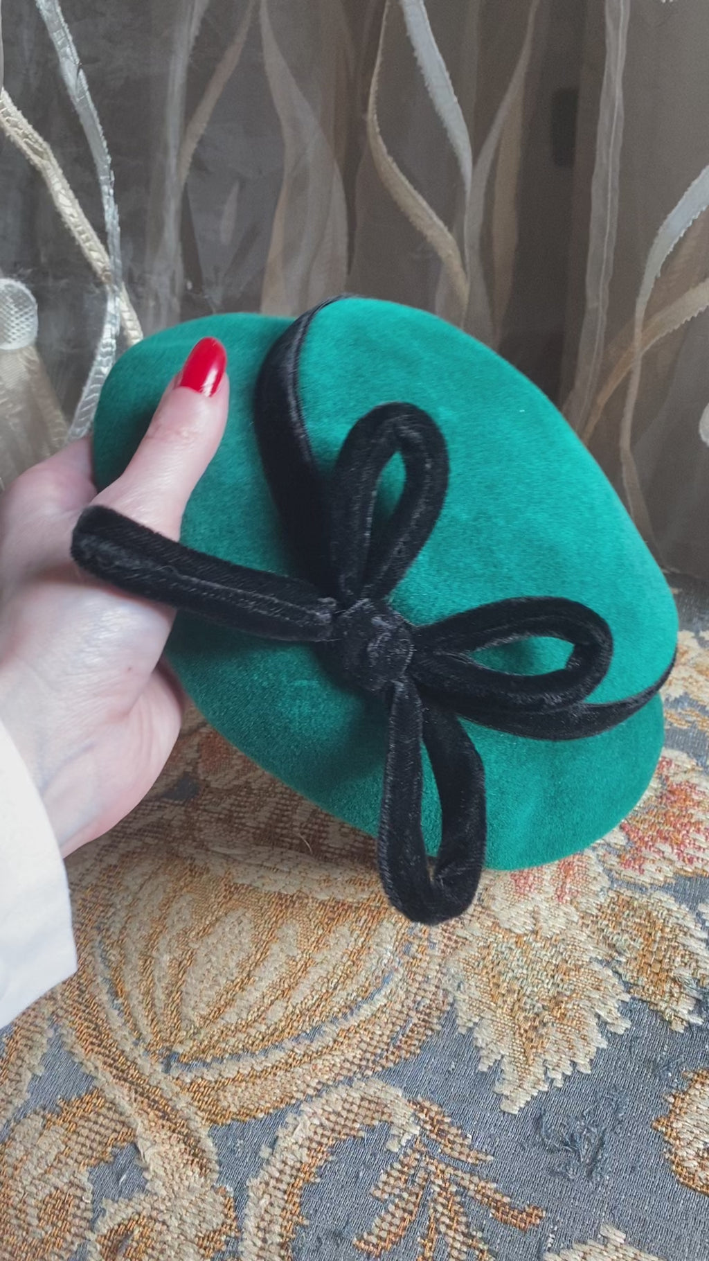 Cappello pillbox ‘40s  con fiocco