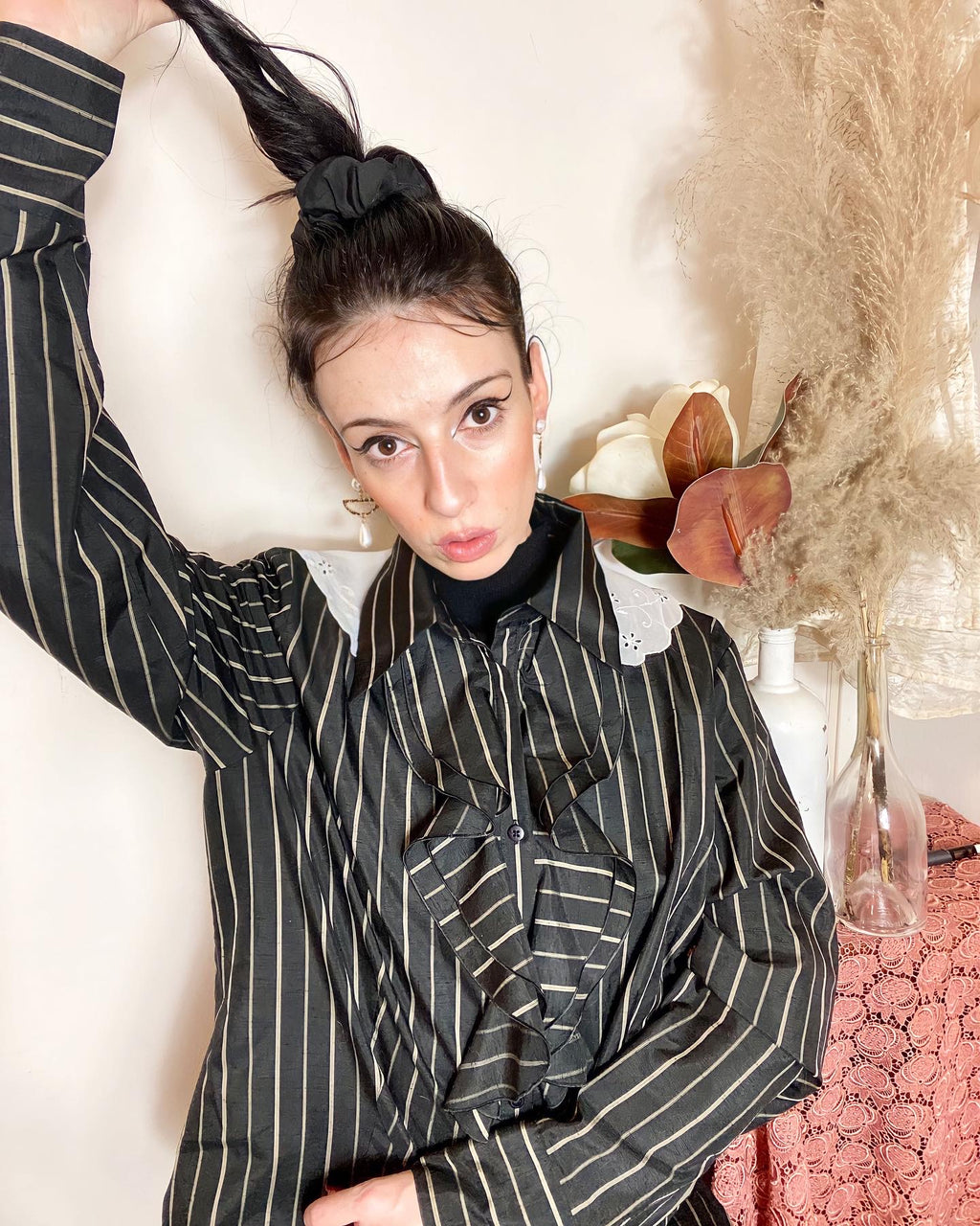 Colletto Puritan in organza con ricami