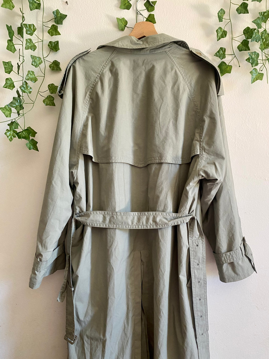 Trench oliva doppiopetto