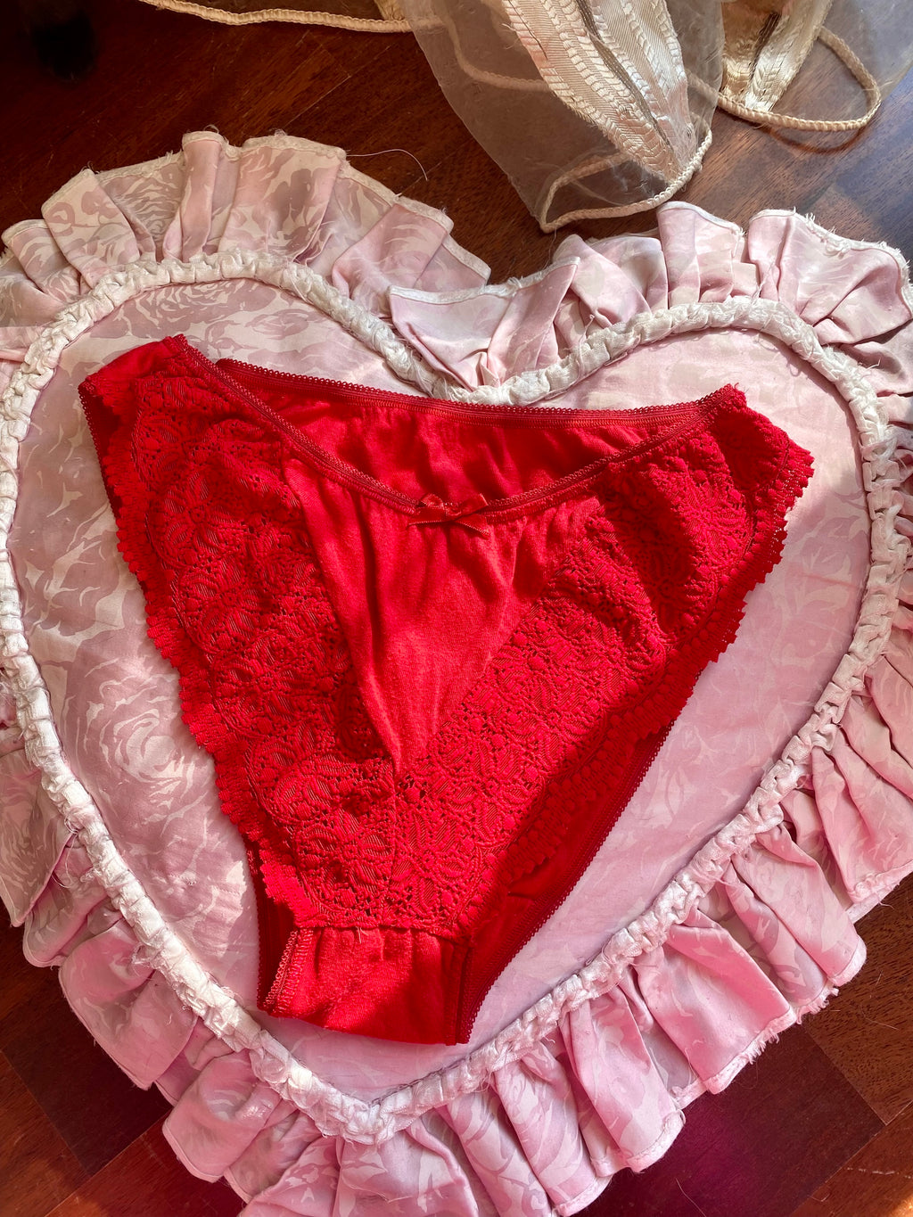 Culotte in pizzo con fiocchetto