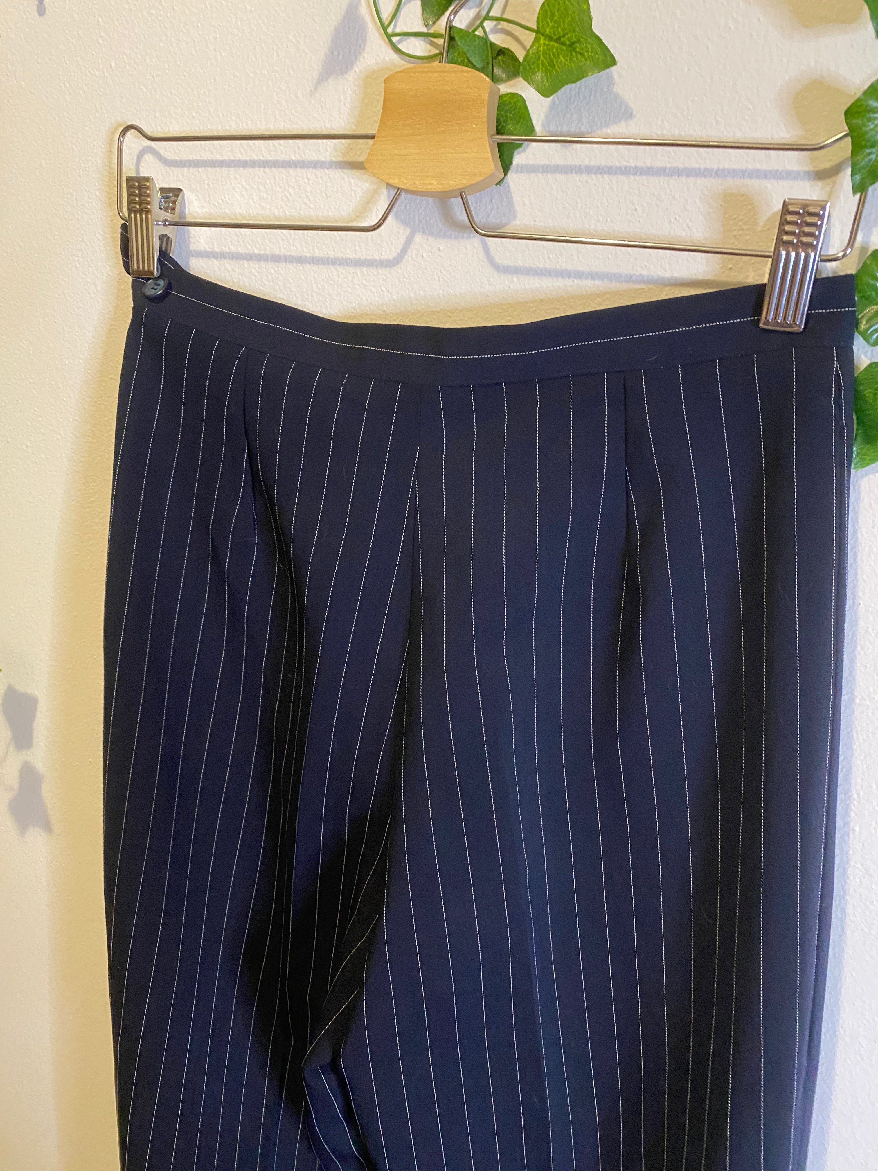 Classy wide leg pinstriped trousers