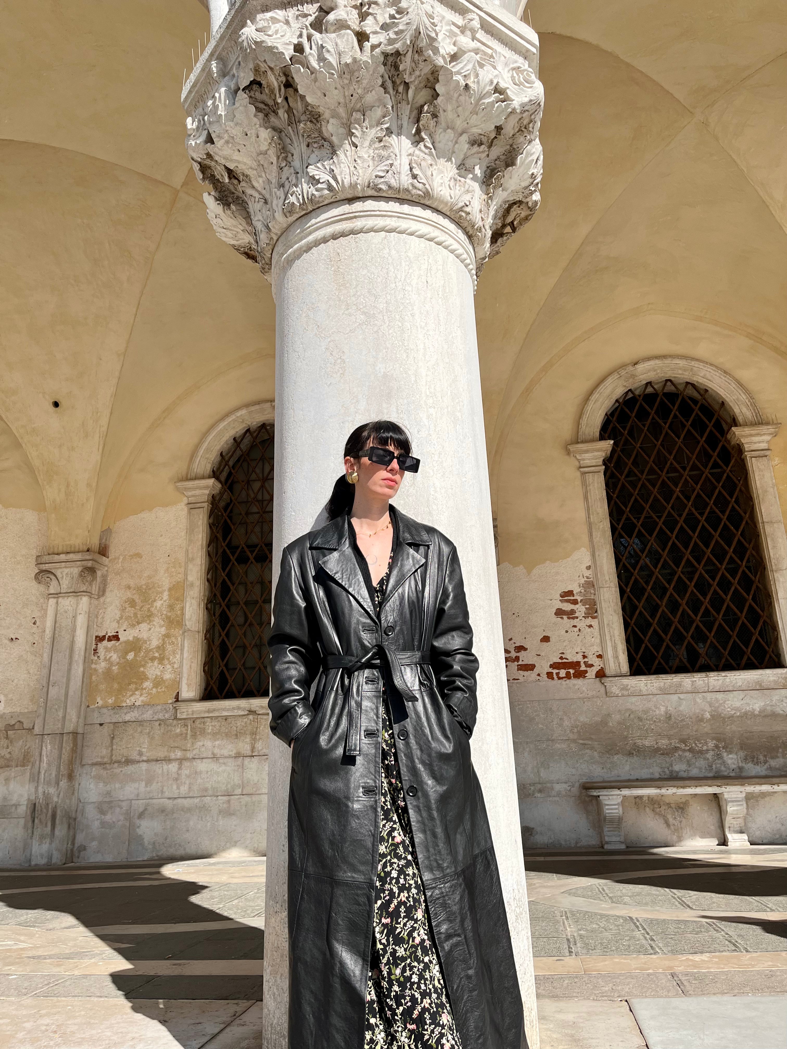 Trench-coat en cuir à simple boutonnage