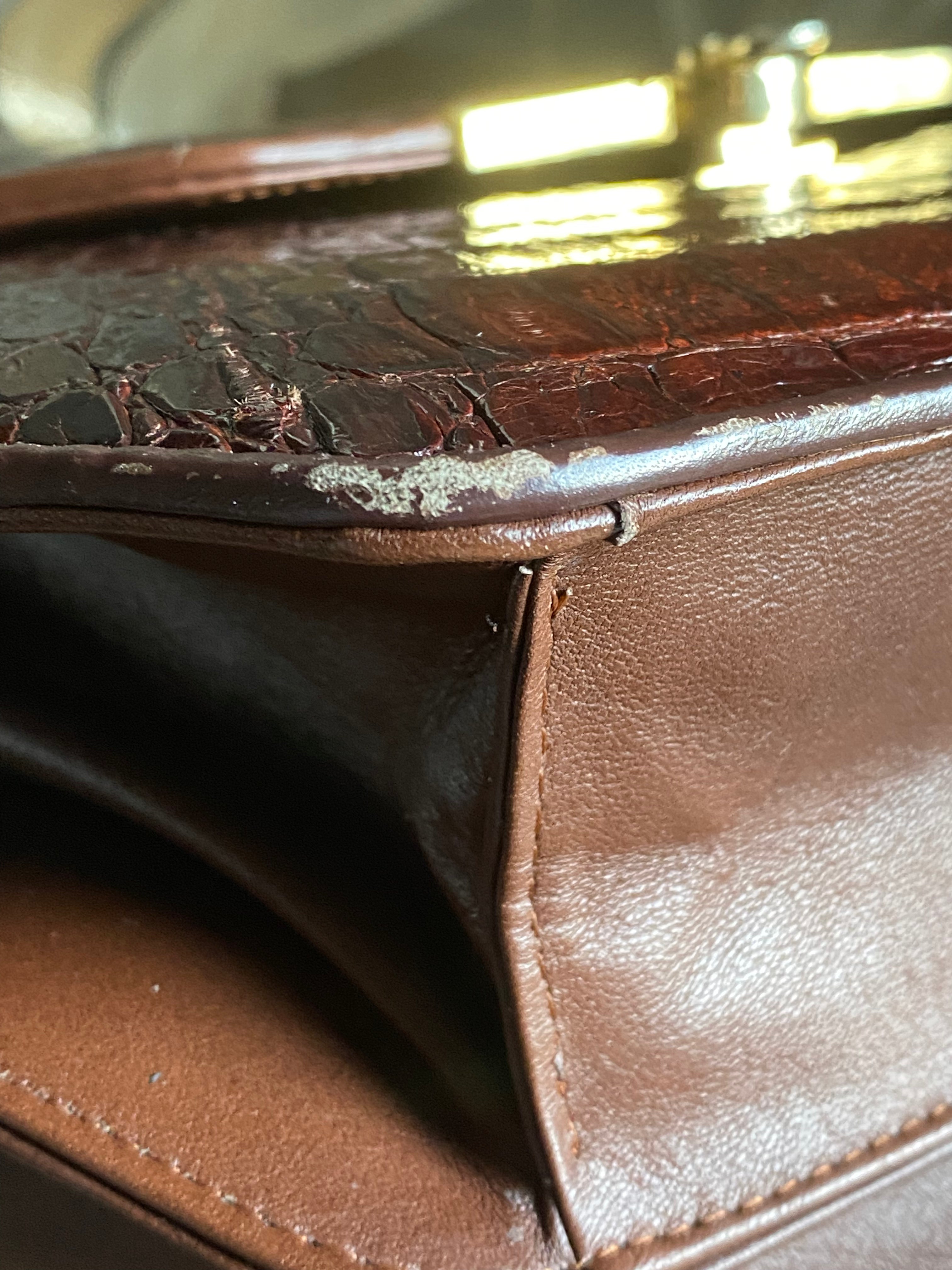 Pochette coccodrillo rombo