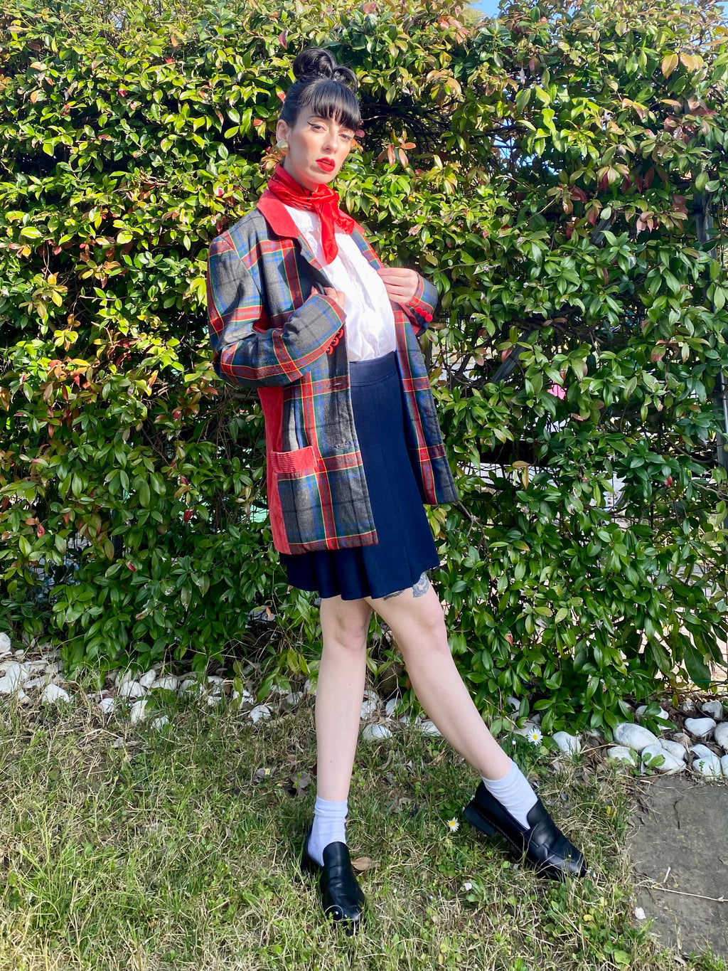 Blazer tartan monopetto con colletto e dettagli in velluto a coste