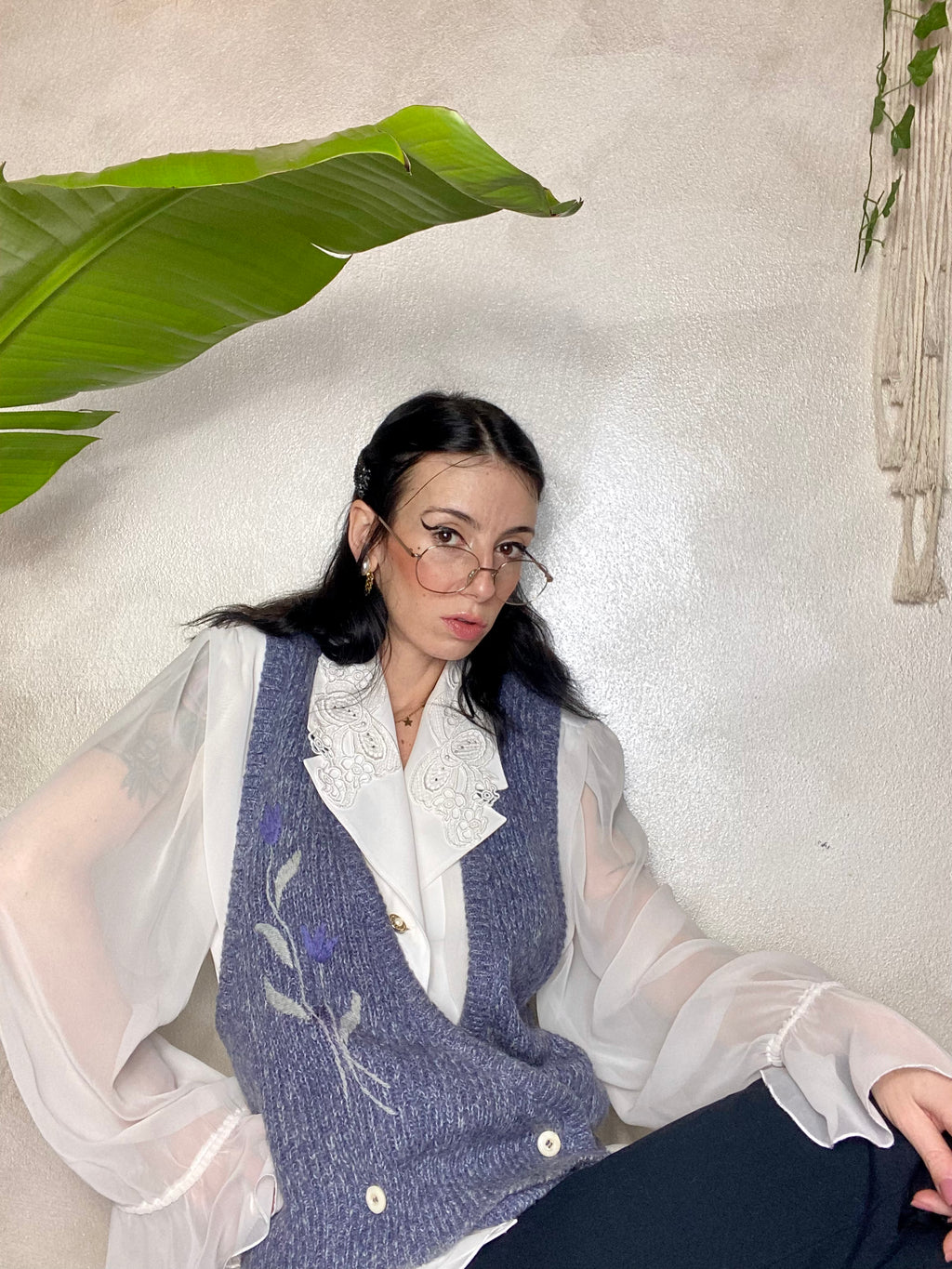 Gilet lilla con trama fiori